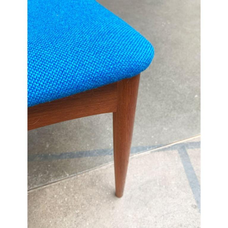 XX secolo Set di sedie danesi di metà secolo in teak con cuscini Kvadrat Hallingdal, 1960 in vendita