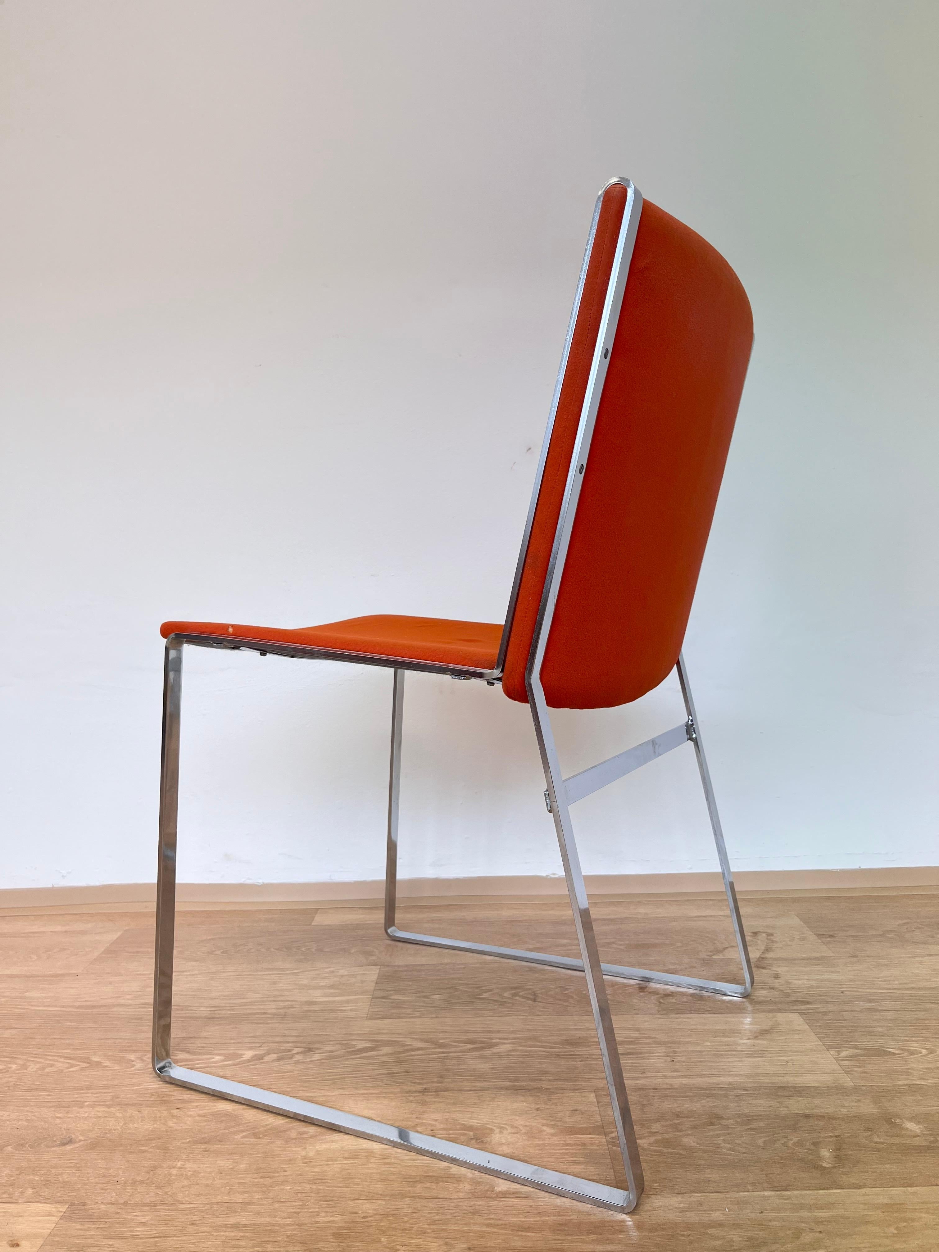 Ensemble de chaises et table de salle à manger chromées design du milieu du siècle 1970 Bon état - En vente à Praha, CZ