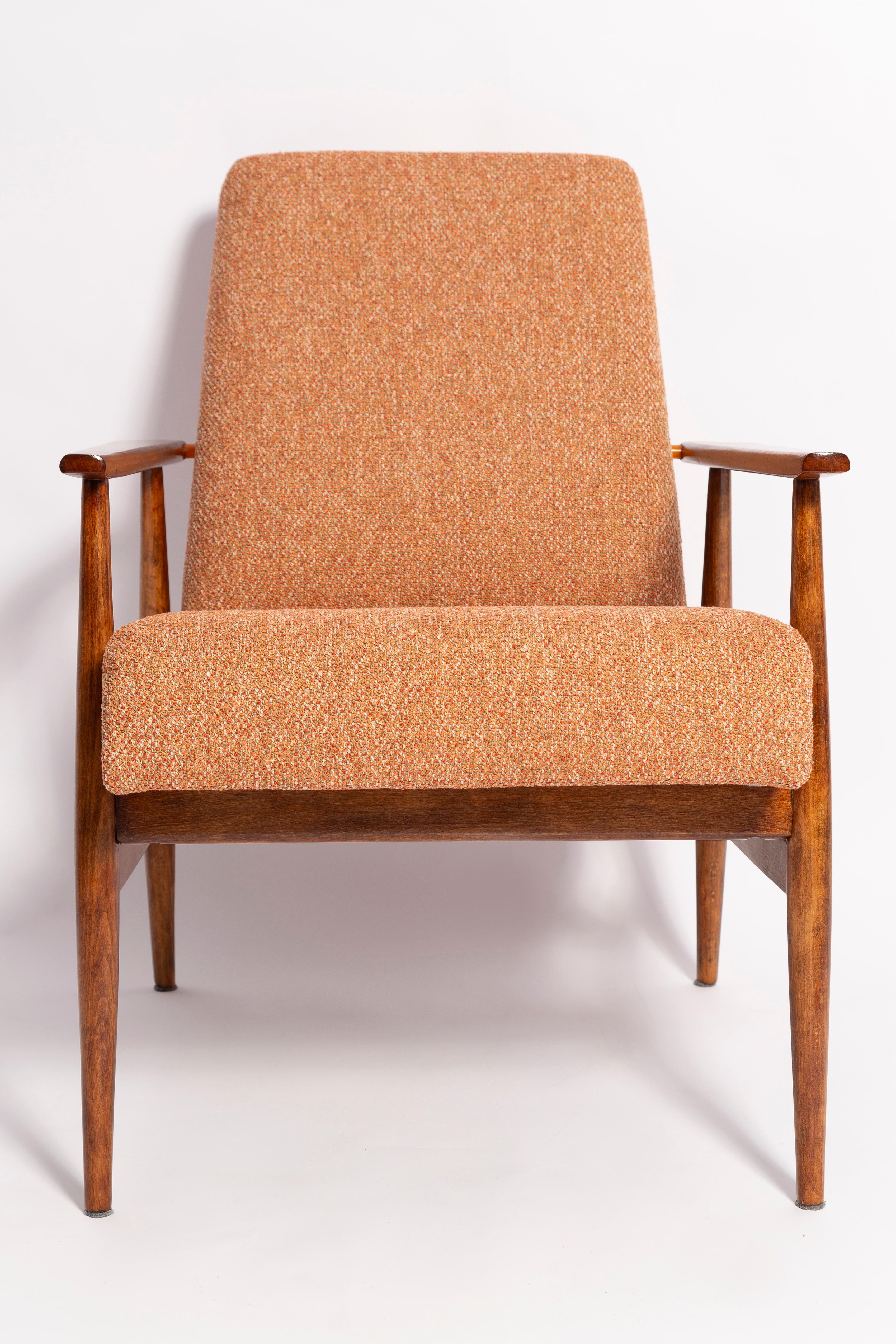 Textile Set of Mid-Century Melange Orange Dante Armchair and Stool, H. Lis, 1960s For Sale
