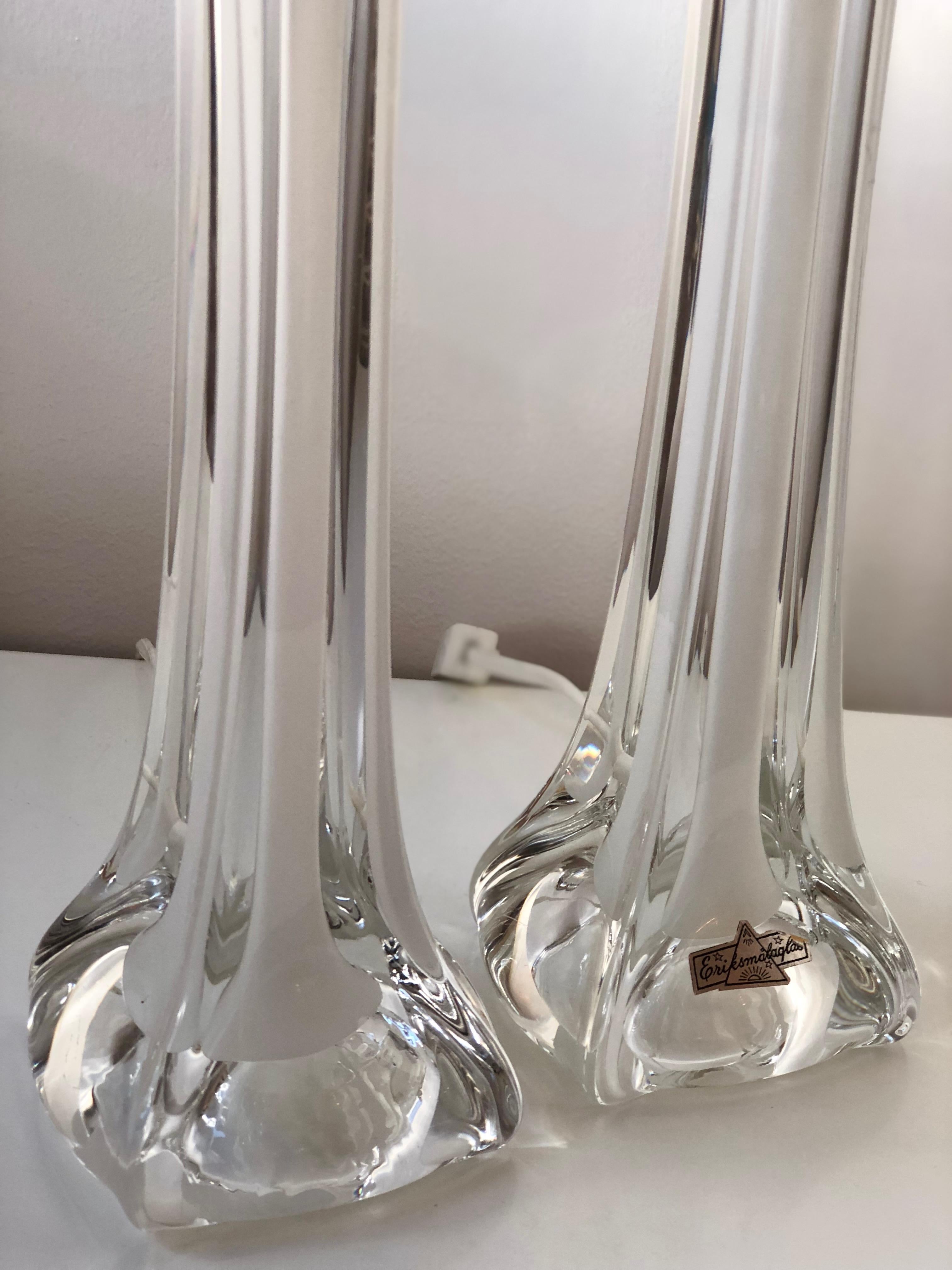 Art Glass Set of Mid-Century Modern Flygsfors Table Lamps in White by Paul Kedelv For Sale