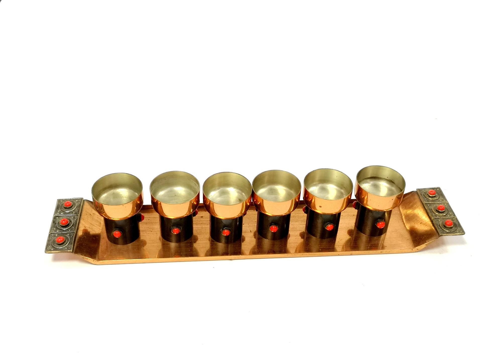 Set of Mid-Century Modern Hand Made Liqueur Glasses of Copper and Enamel, 1970's For Sale 7