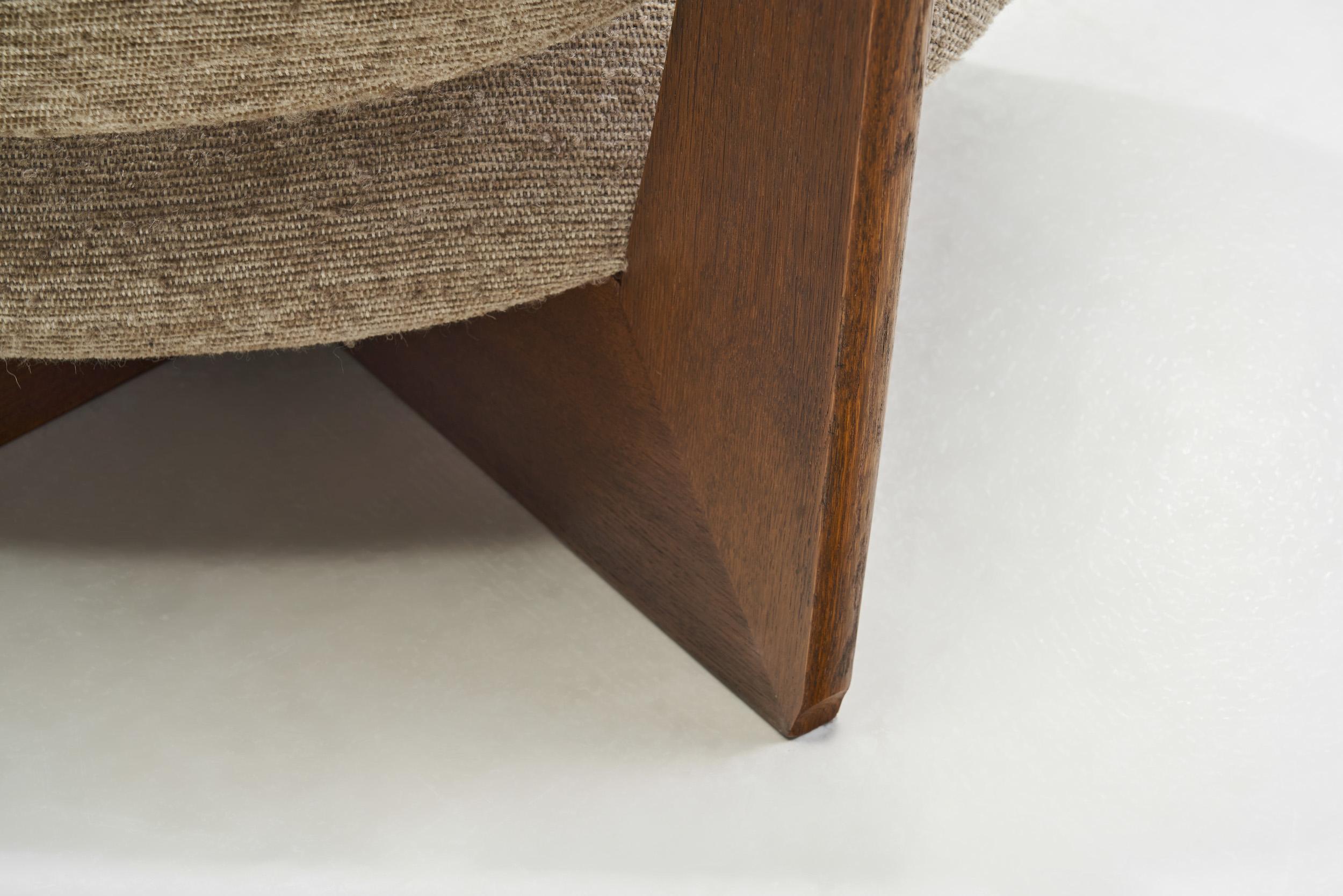 Set of Mid-Century Modern Lounge Chairs and Footstool, Europe Late 20th century 12