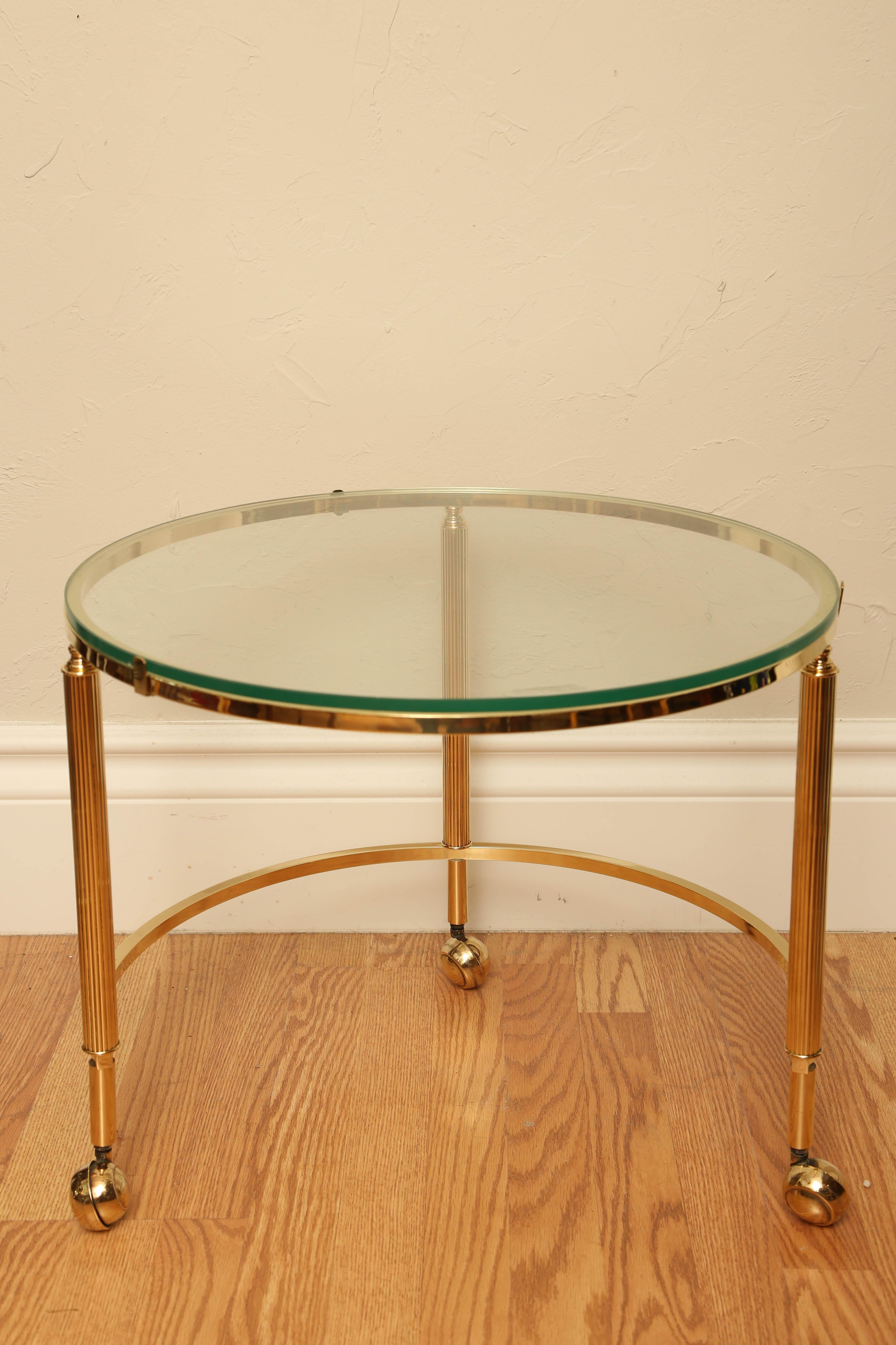 20th Century Set of Mid-Century Modern Round Brass Nesting Tables