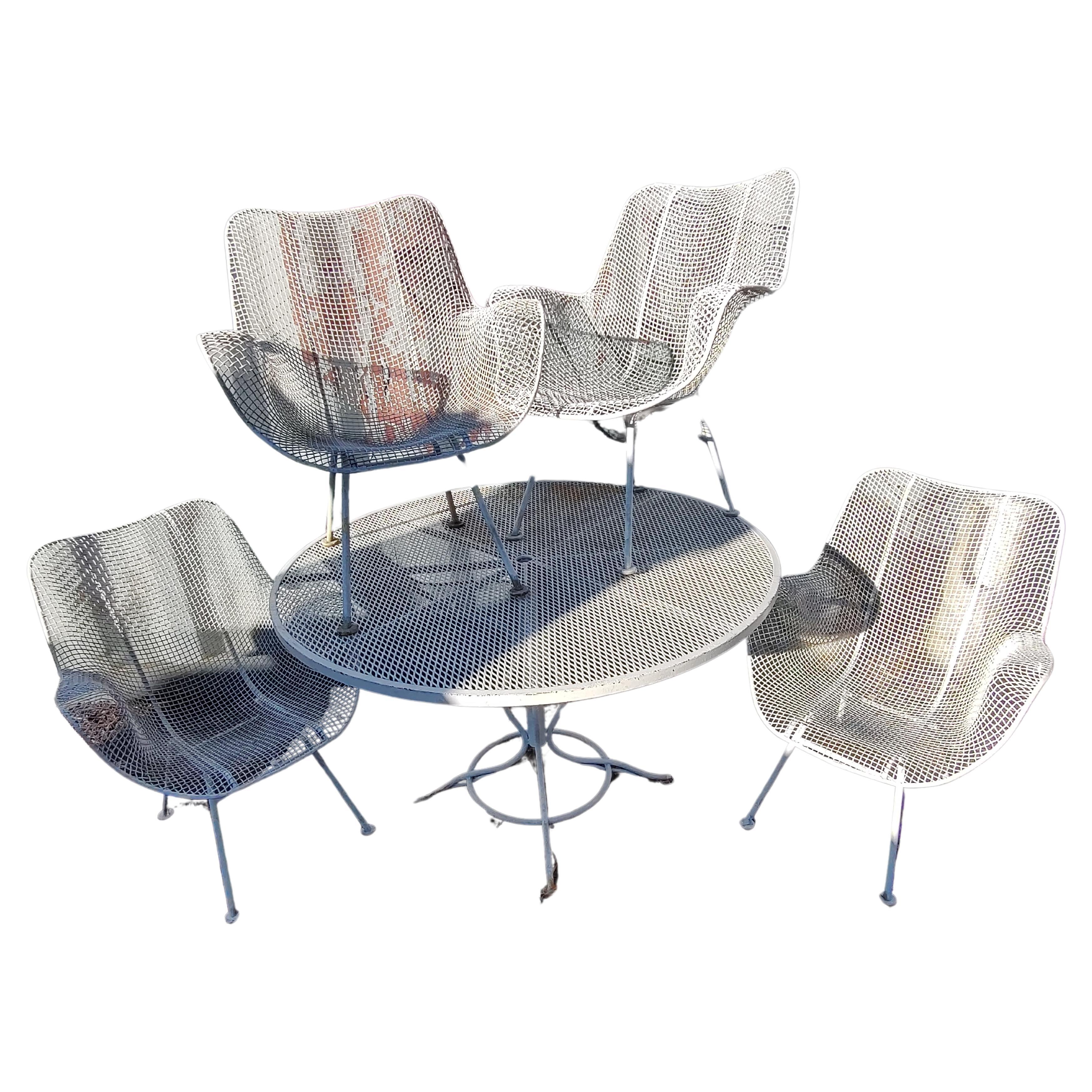 Set of Mid Century Modern Sculptura by Russell Woodard 4 Armchairs with Table For Sale