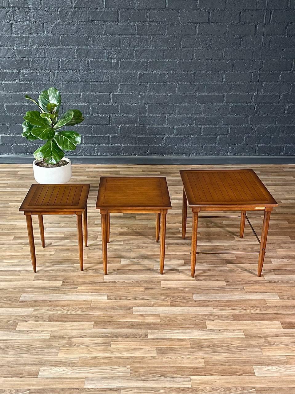 Set of Mid-Century Modern “Sophisticate” Nesting Tables w/ Brass Accents For Sale 1