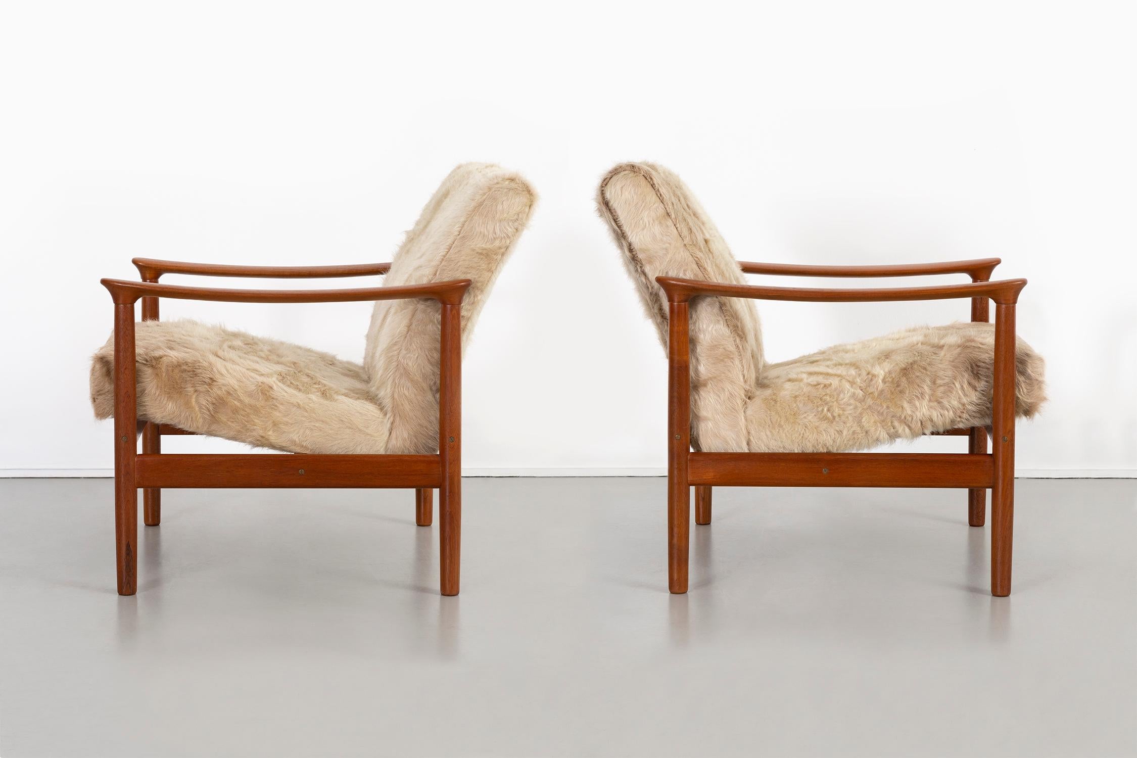 Norwegian Set of Mid-Century Modern Westnofa Lounge Chairs in Brazilian Cowhide