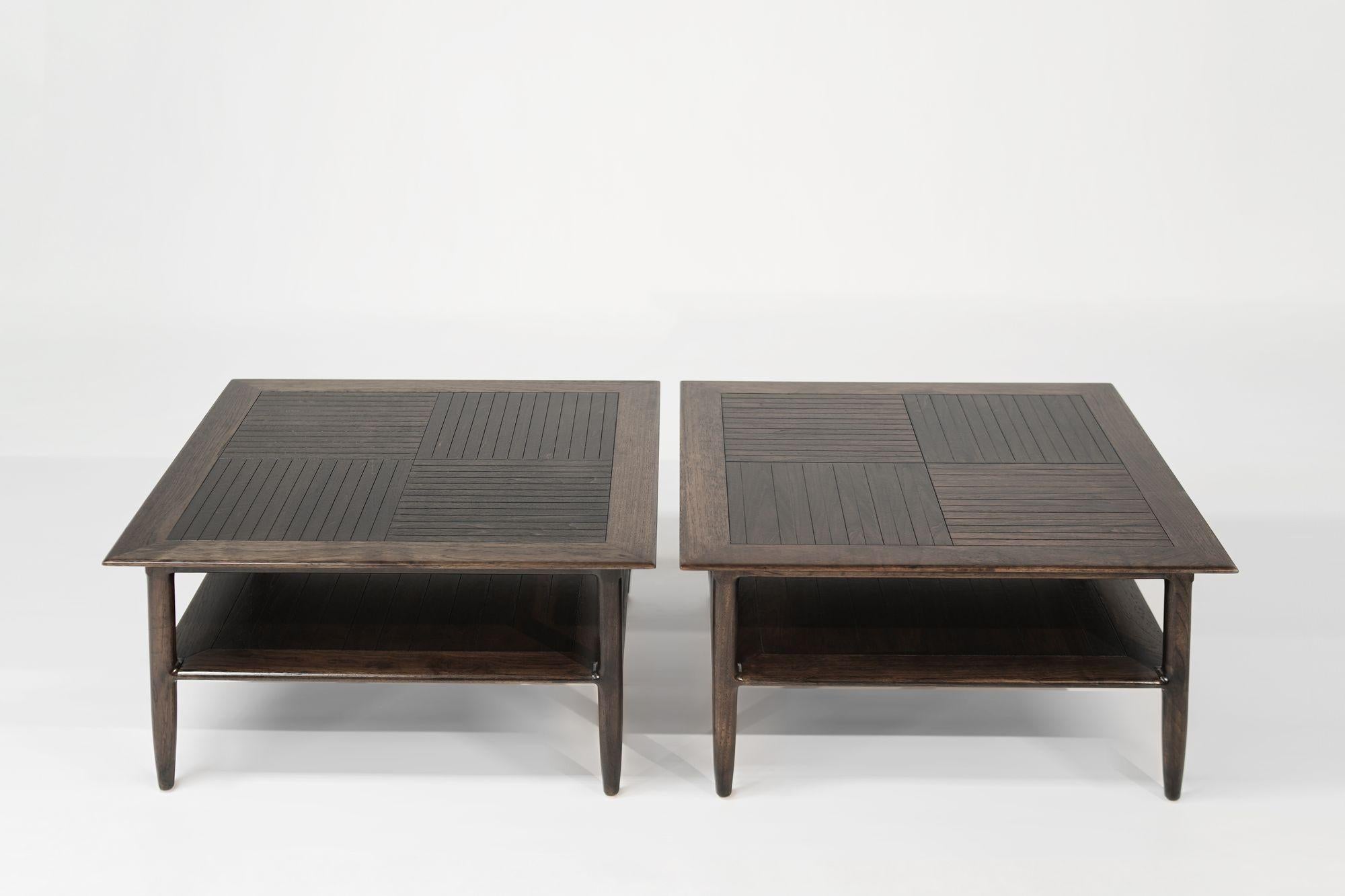 Mid-Century Modern Ensemble de tables basses en Oak C. Espresso, C. 1950s en vente