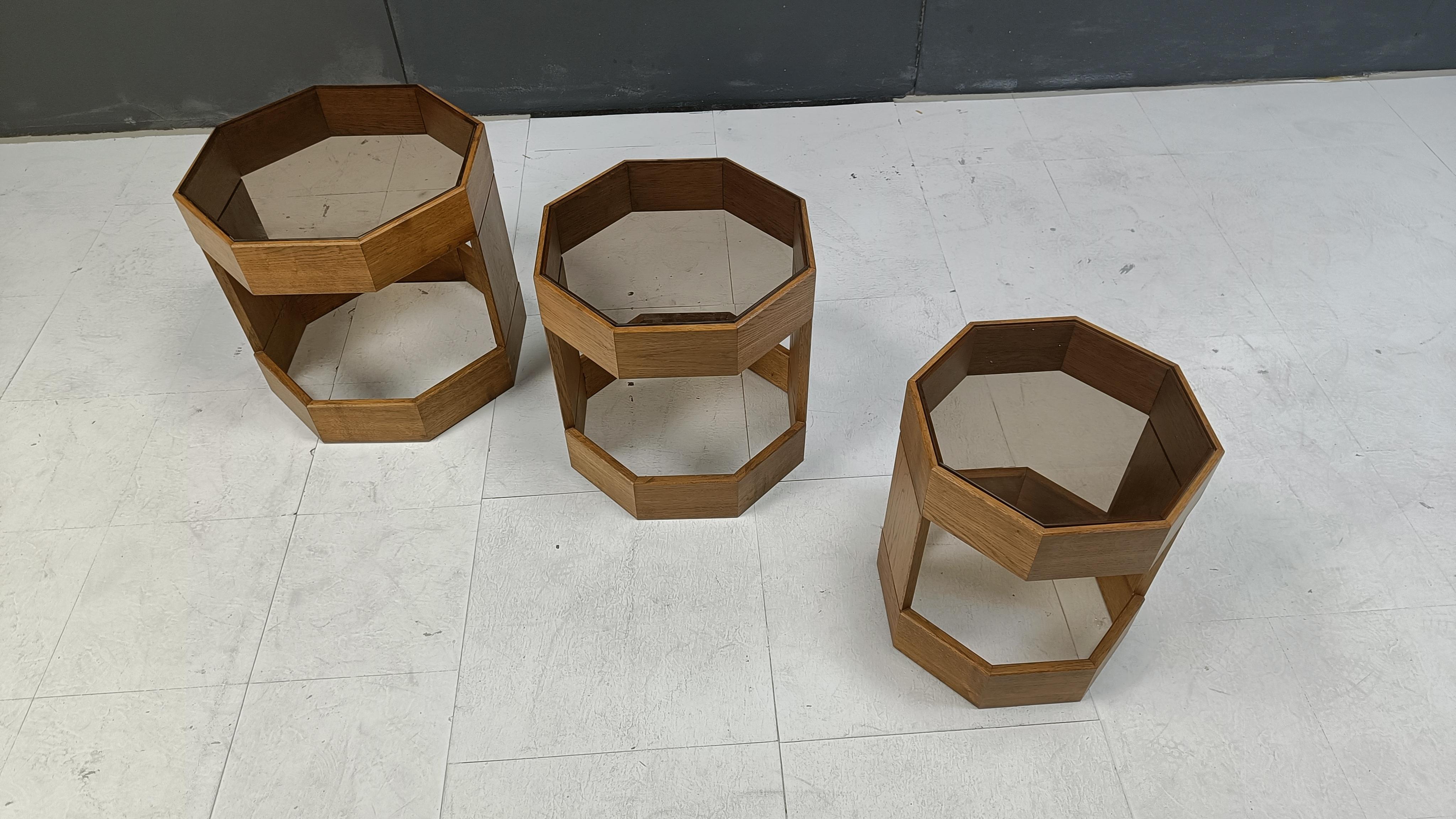 Set of mid century octogonal wooden Italian nesting tables, 1960s 4
