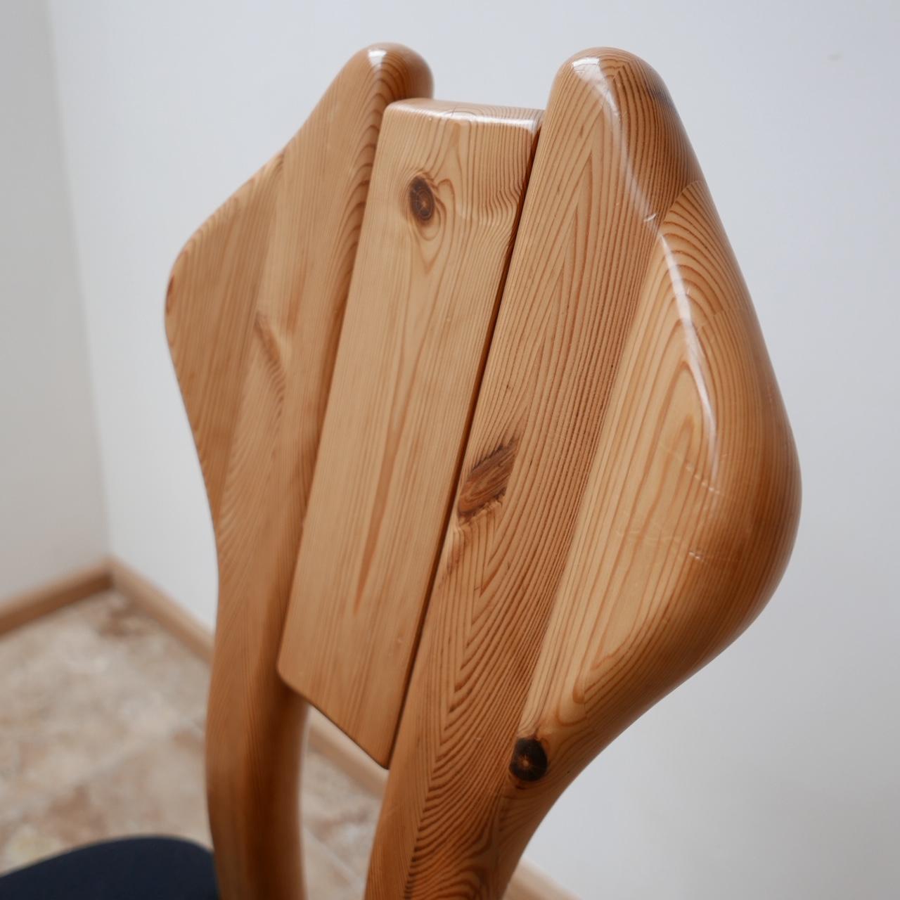 Set of Midcentury Pine Danish Dining Chairs 1