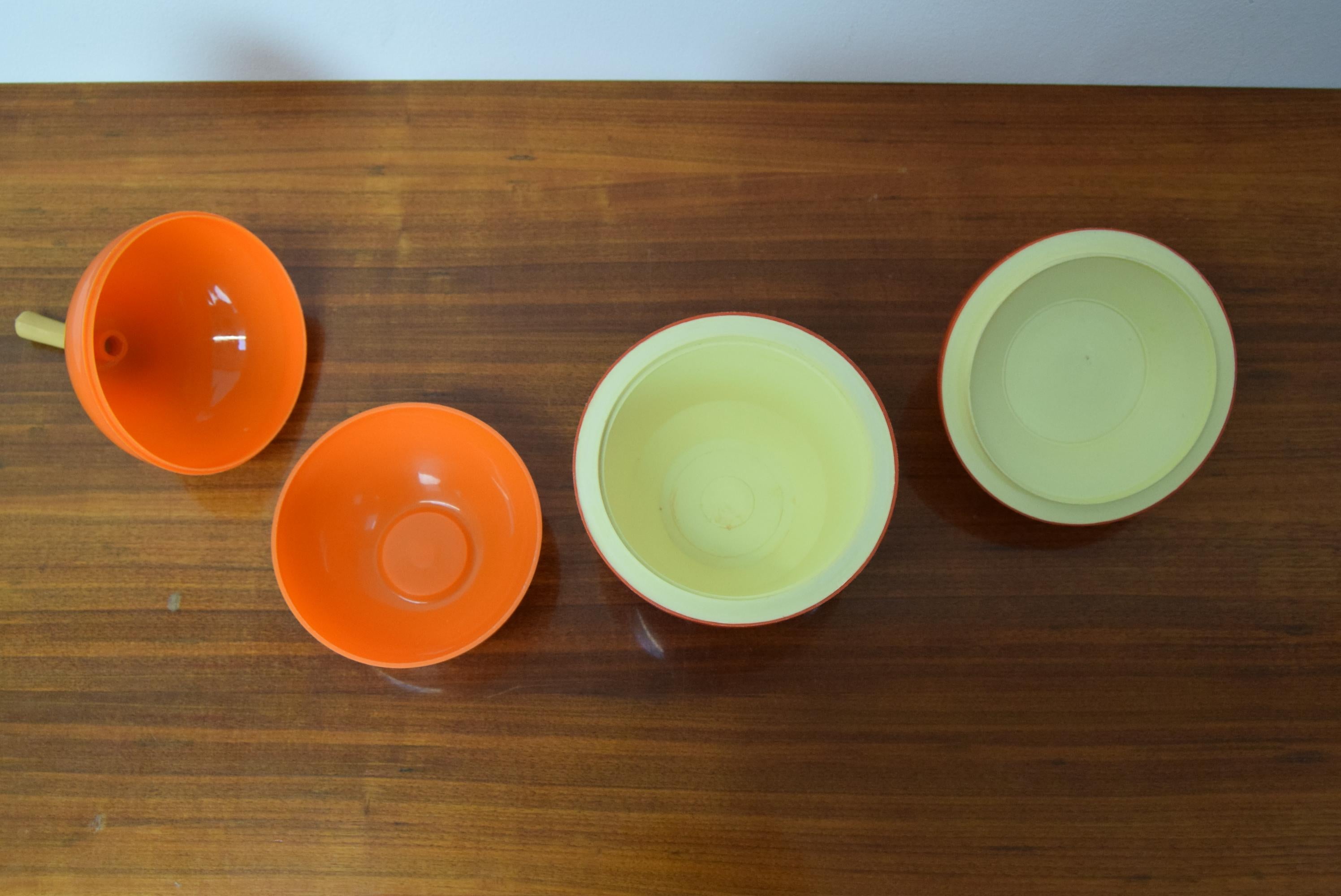 Set of Mid-Century Plastic Boxes, 1970's For Sale 3