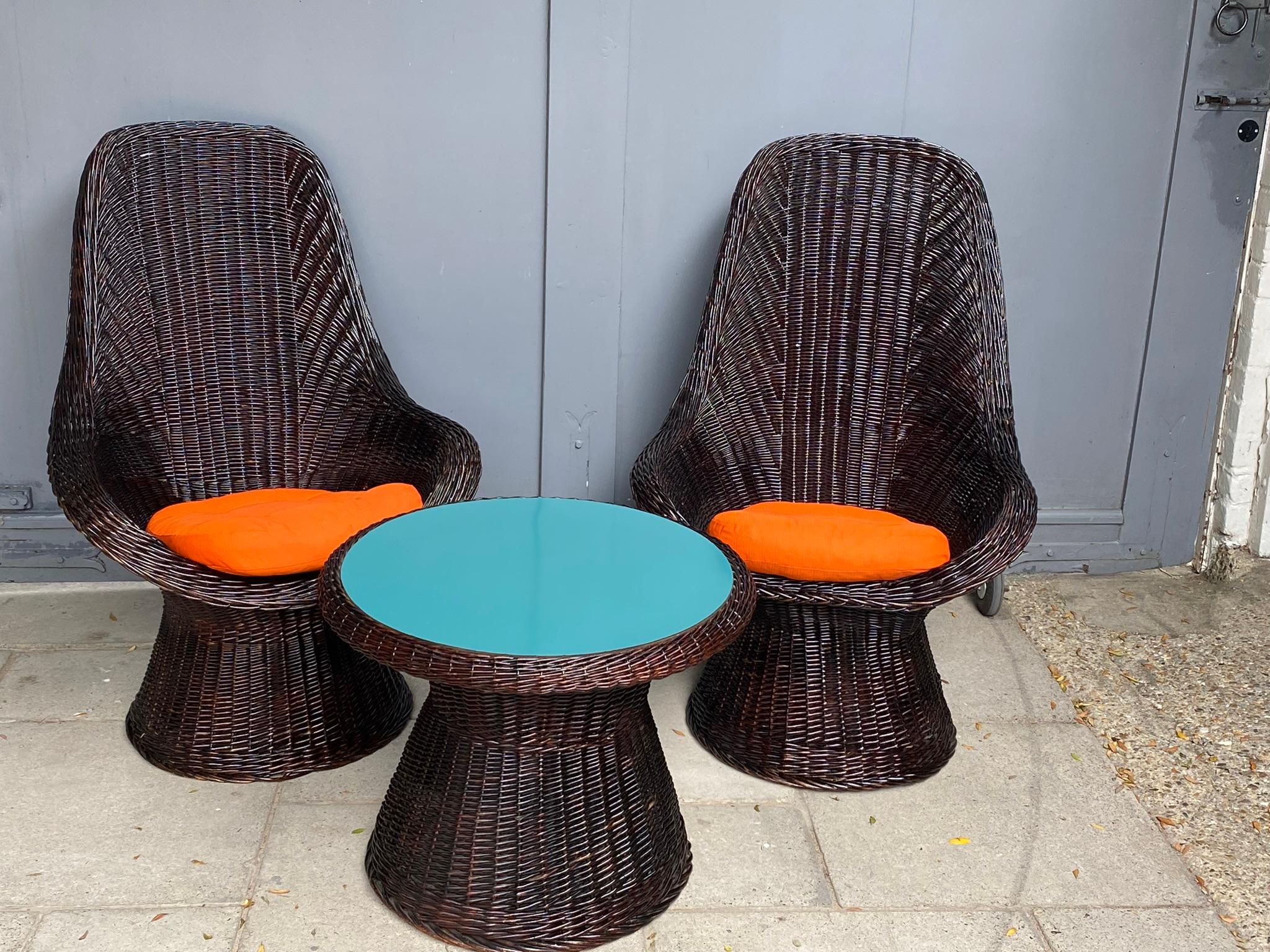Set of Mid Century Rattan Chairs & Table By Rohe Noordwolde, Holland, 1970s For Sale 4