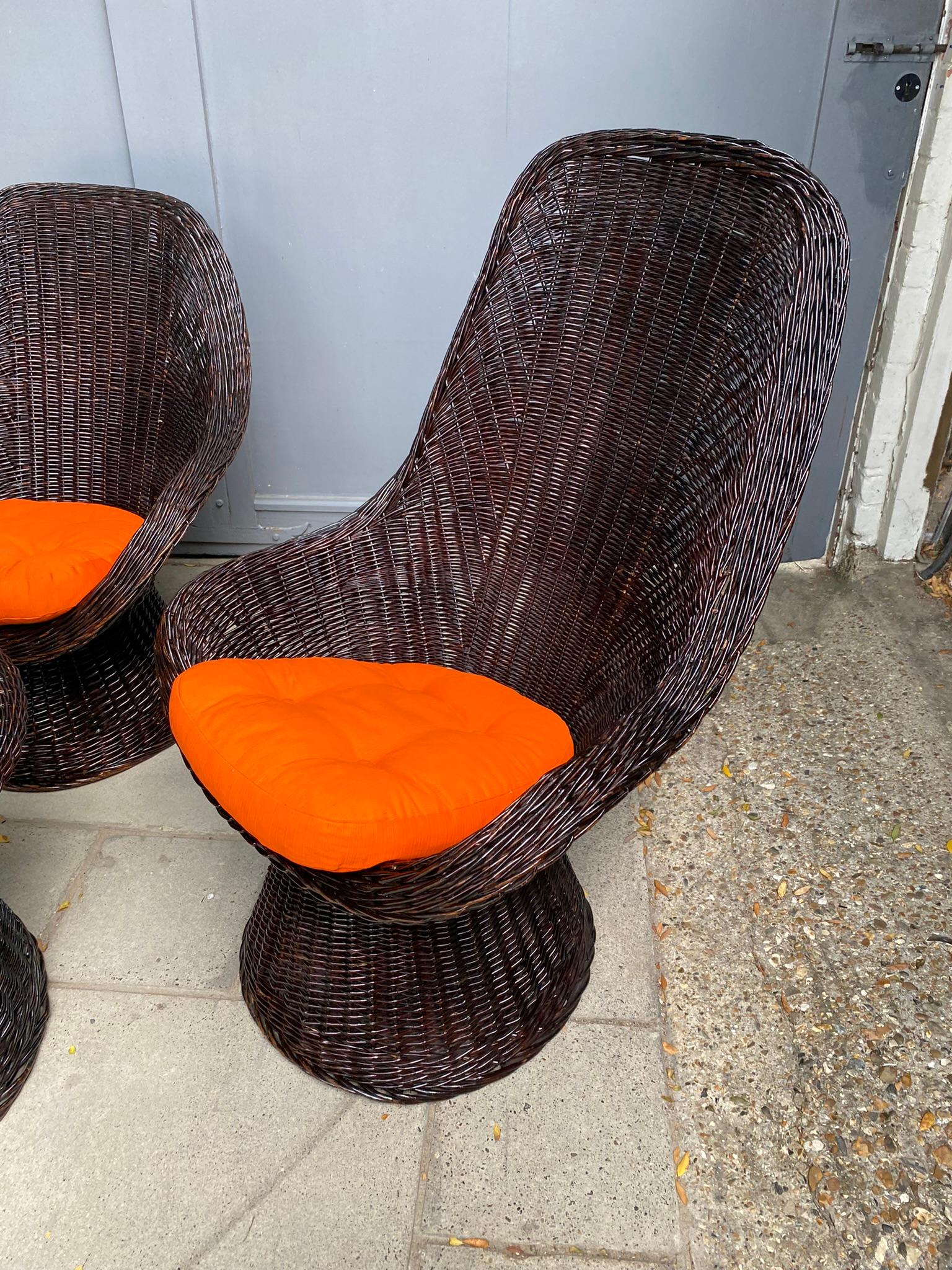 Set of Mid Century Rattan Chairs & Table By Rohe Noordwolde, Holland, 1970s For Sale 6