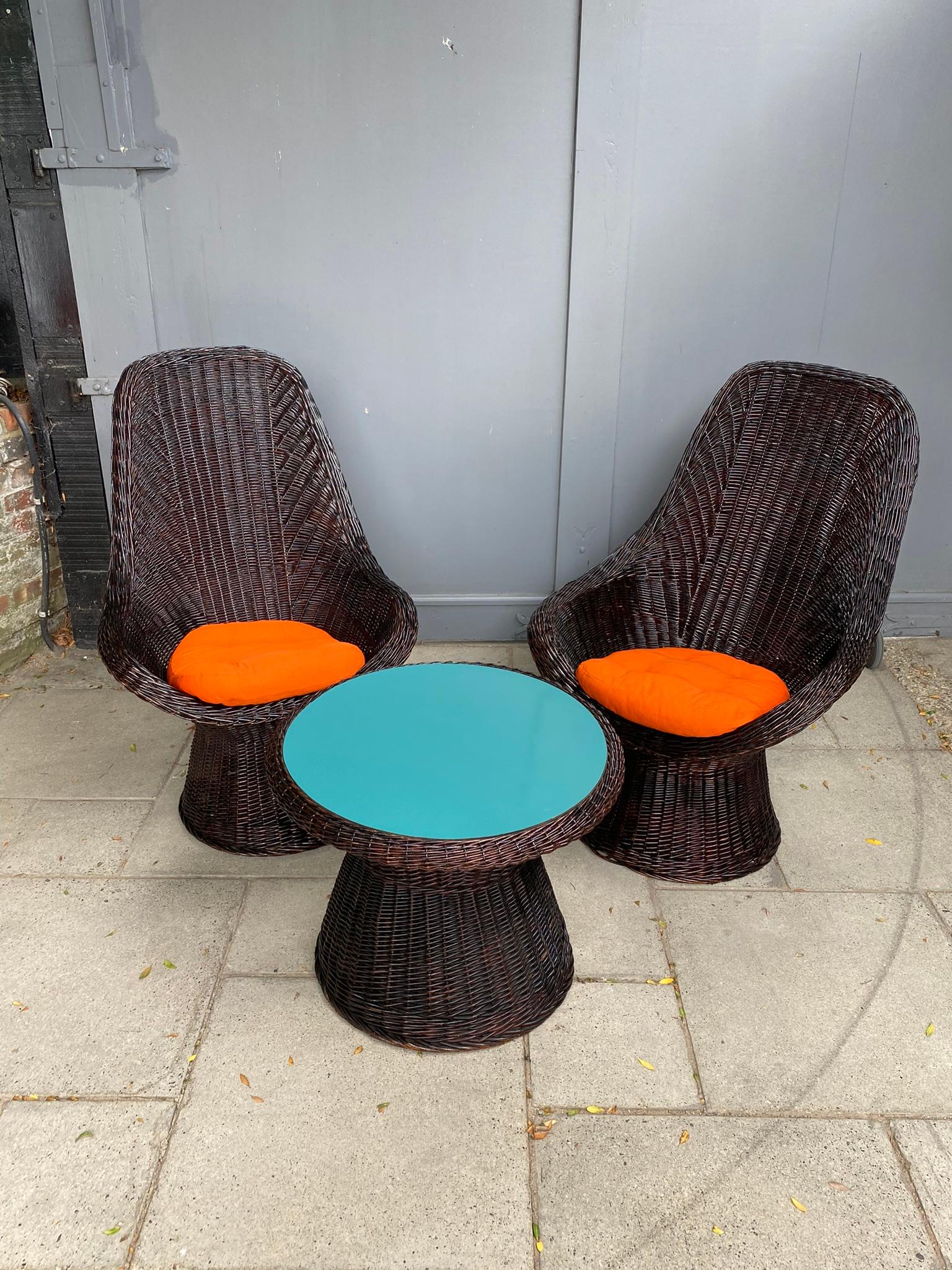 20th Century Set of Mid Century Rattan Chairs & Table By Rohe Noordwolde, Holland, 1970s For Sale