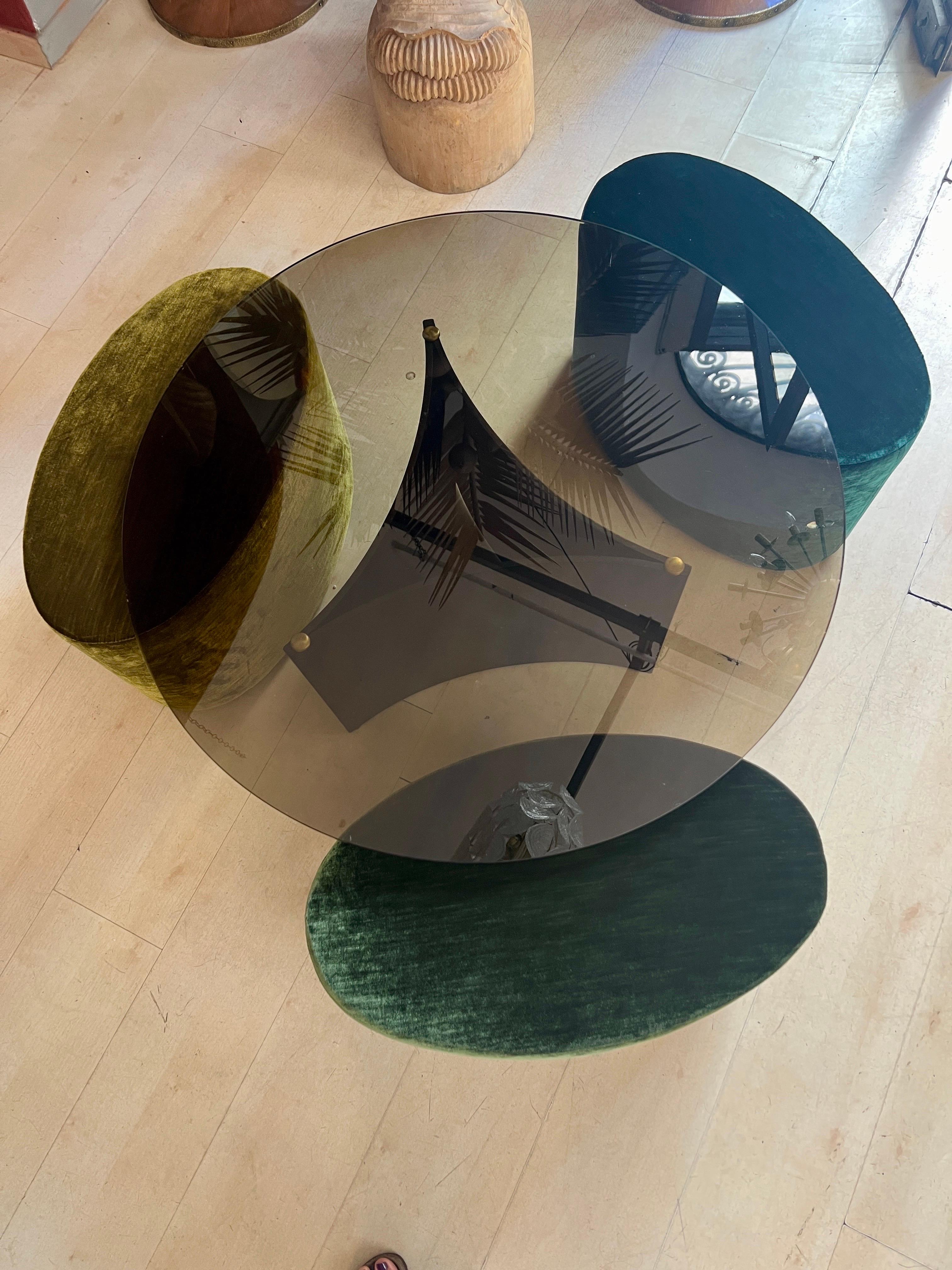 Set of Mid-Century Round Coffee Table and Three Green Velvet Foldaway Poufs 1