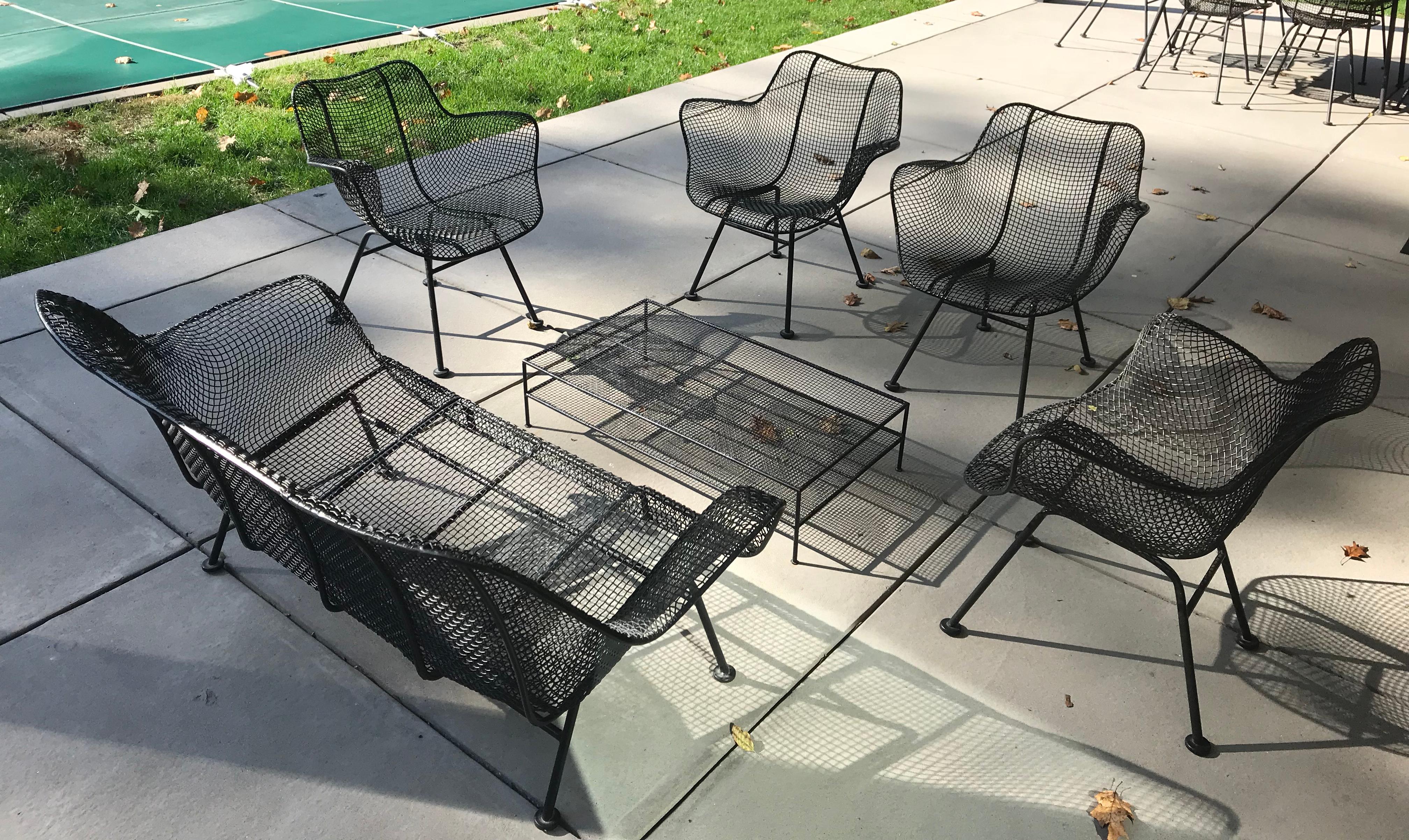 Powder-Coated Set of Mid Century Russell Woodard Sculptura Sette and Four Lounge Chairs