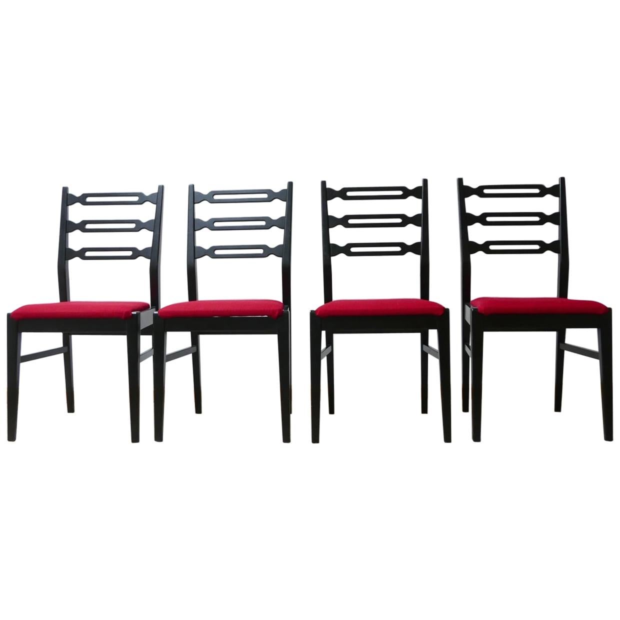 Ensemble de 4 chaises de salle à manger scandinaves du milieu du siècle dernier '4'