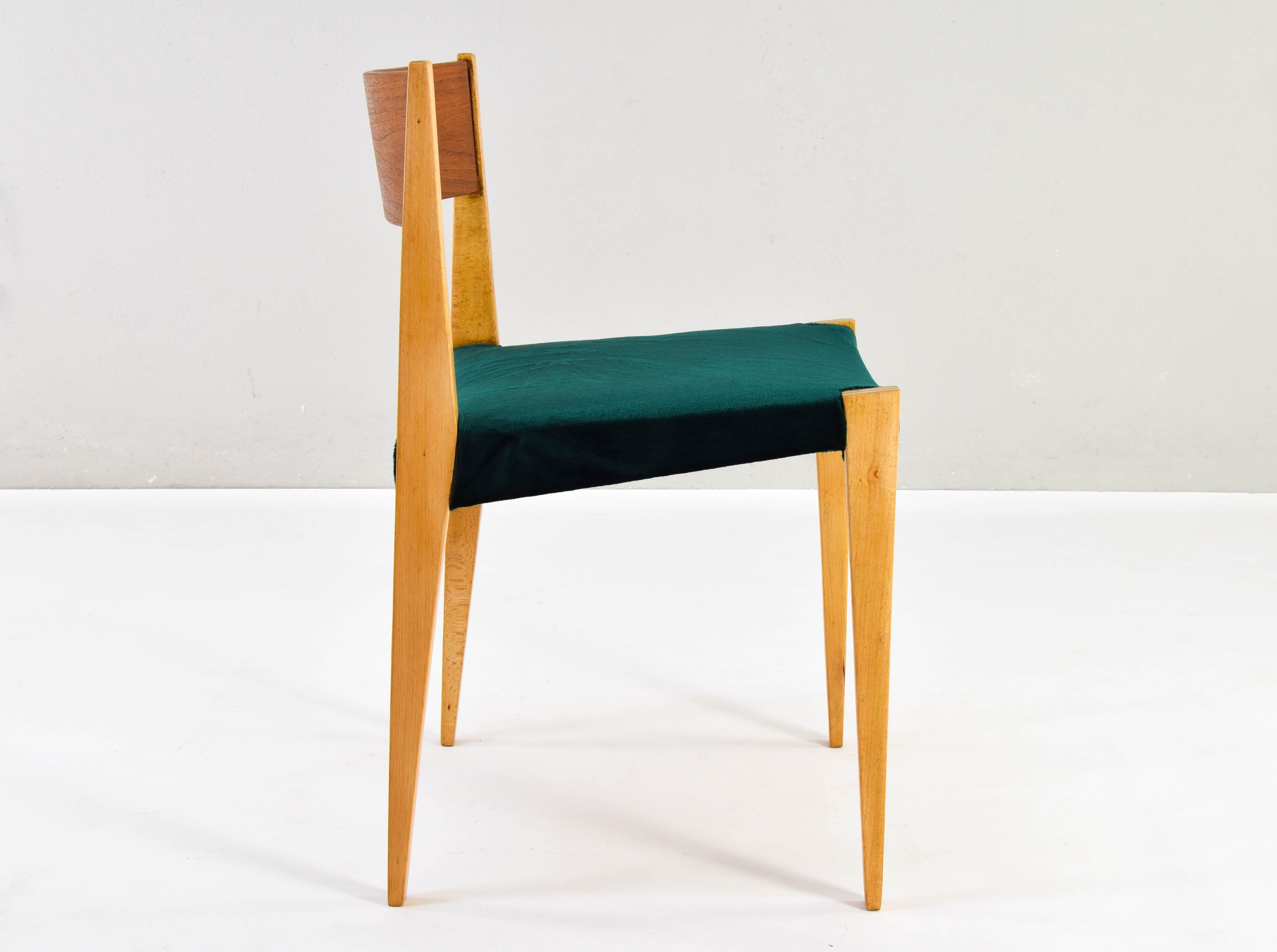 Set of Mid Century Scandinavian Modern in the manner of Cadovius Pia Chair 60s For Sale 7