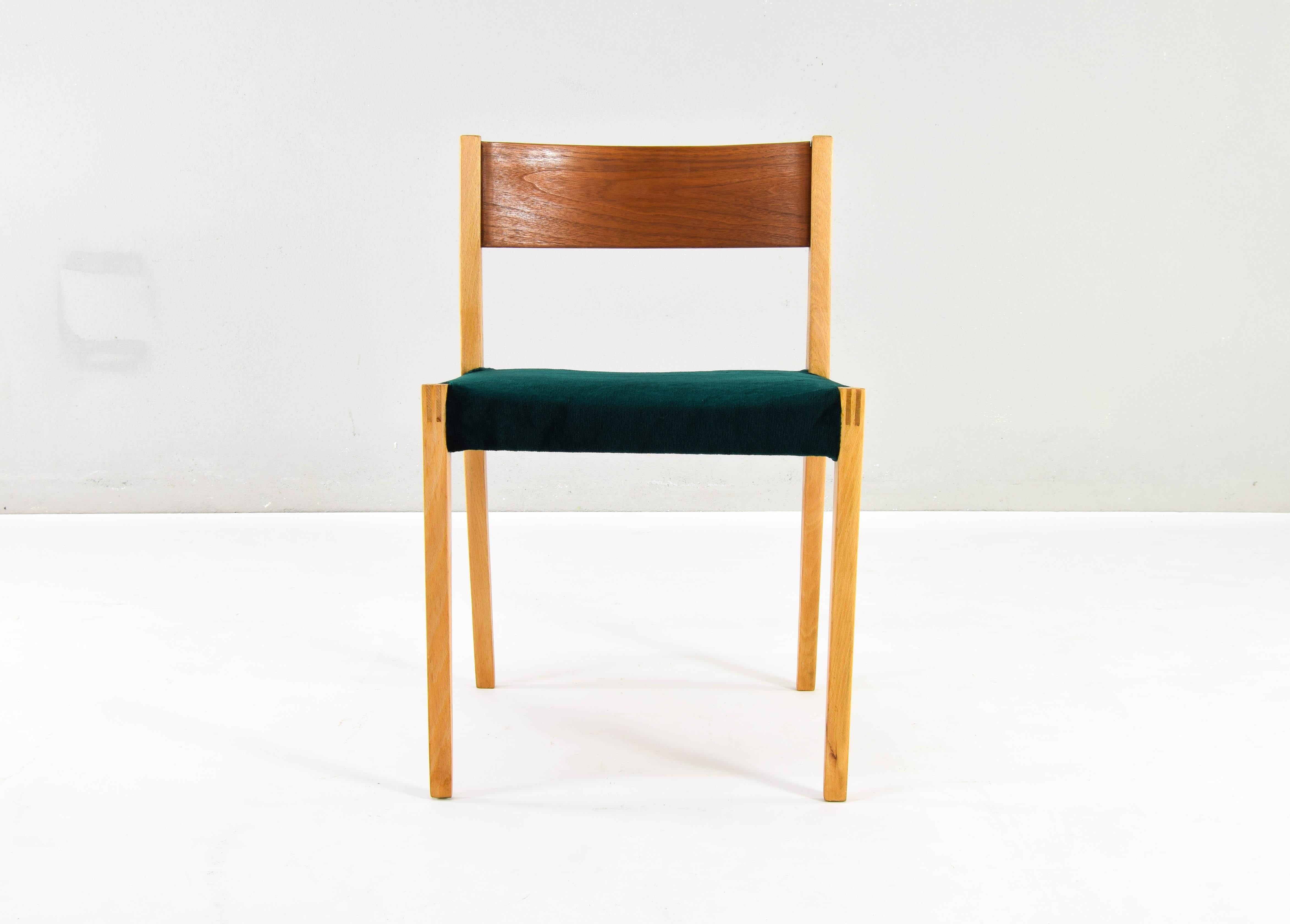 Velvet Set of Mid Century Scandinavian Modern in the manner of Cadovius Pia Chair 60s For Sale
