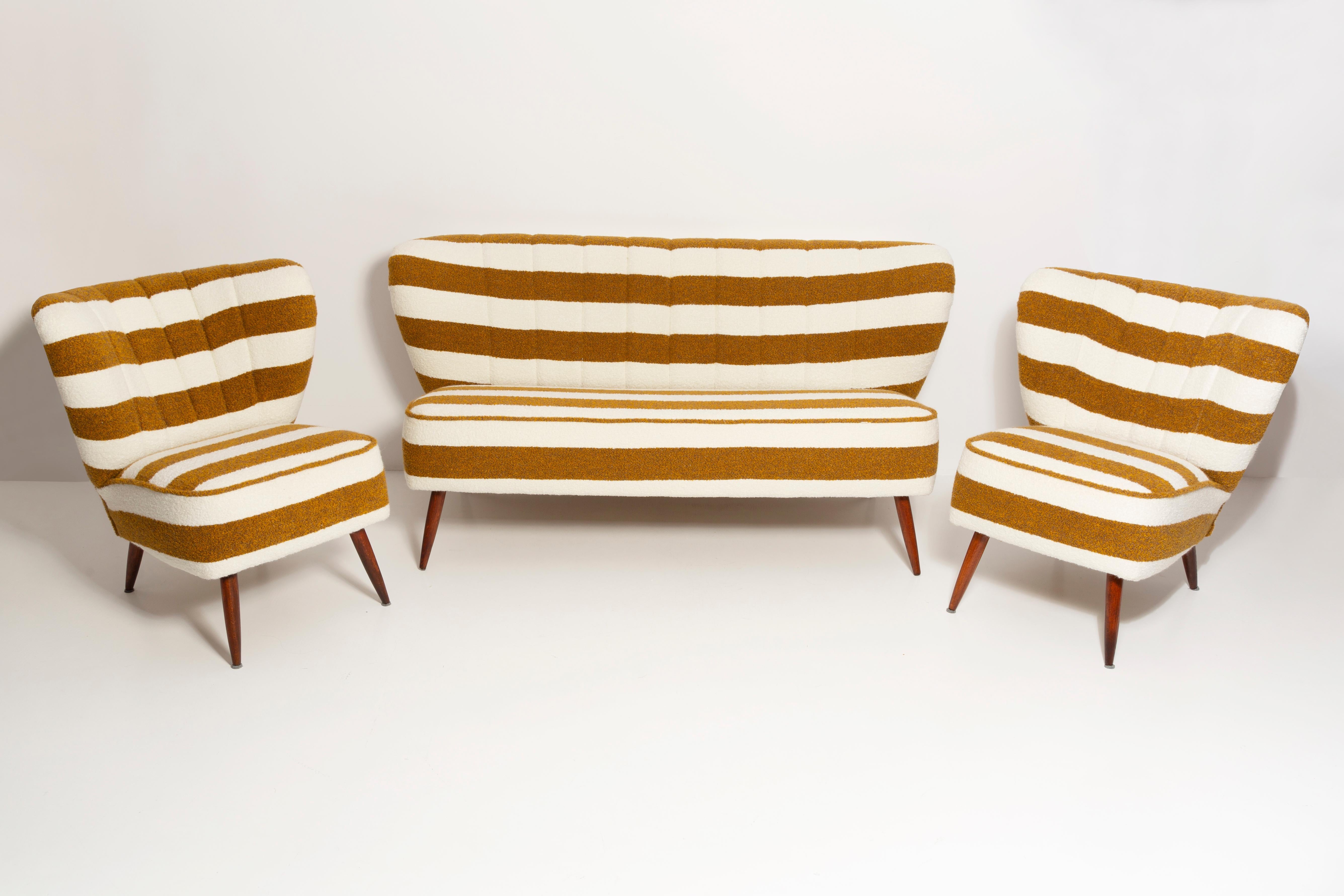 Mid-Century Modern Set of Mid Century White and Mustard Boucle Sofa and Armchairs, Europe, 1960s For Sale