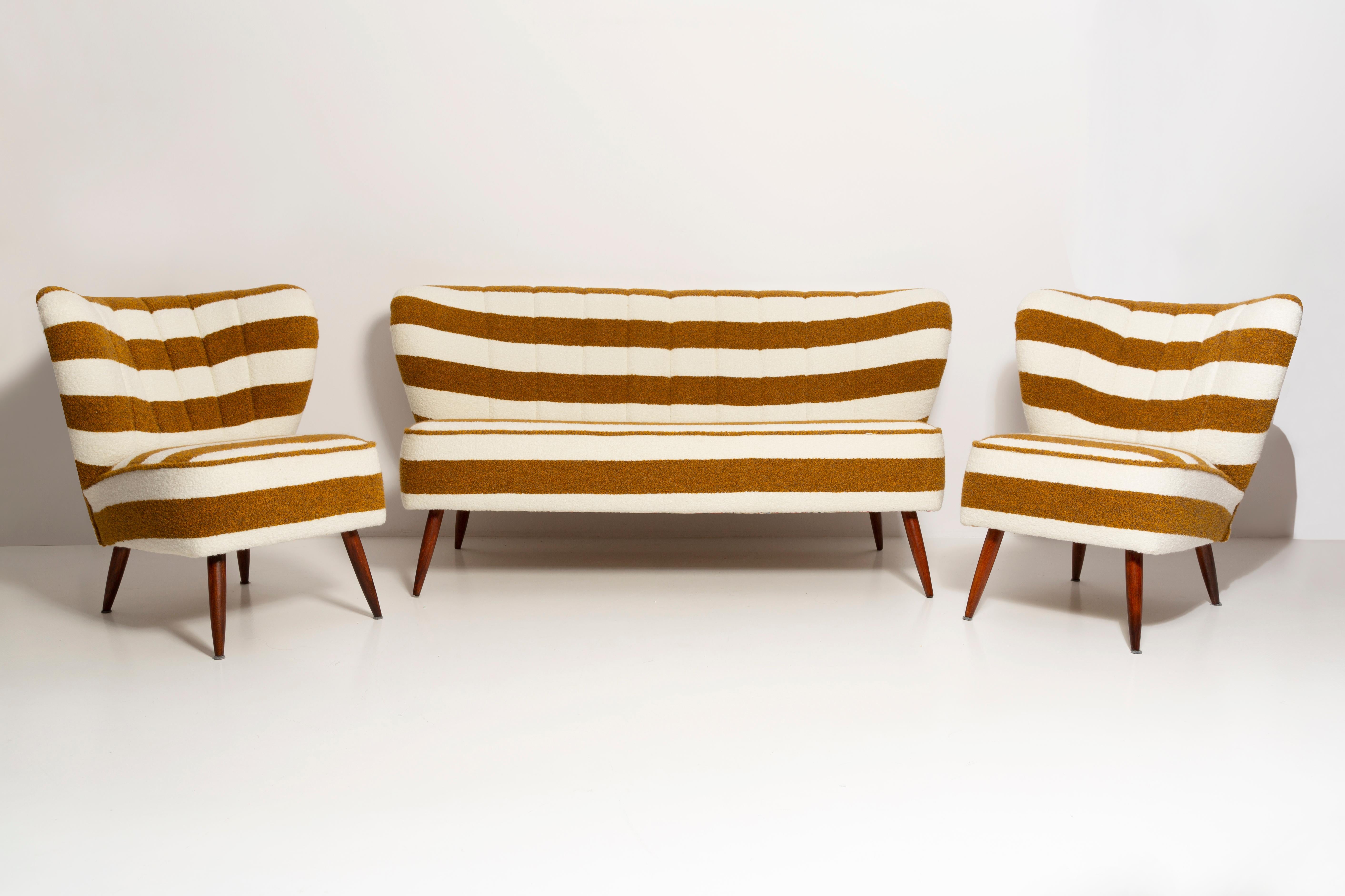 German Set of Mid Century White and Mustard Boucle Sofa and Armchairs, Europe, 1960s For Sale