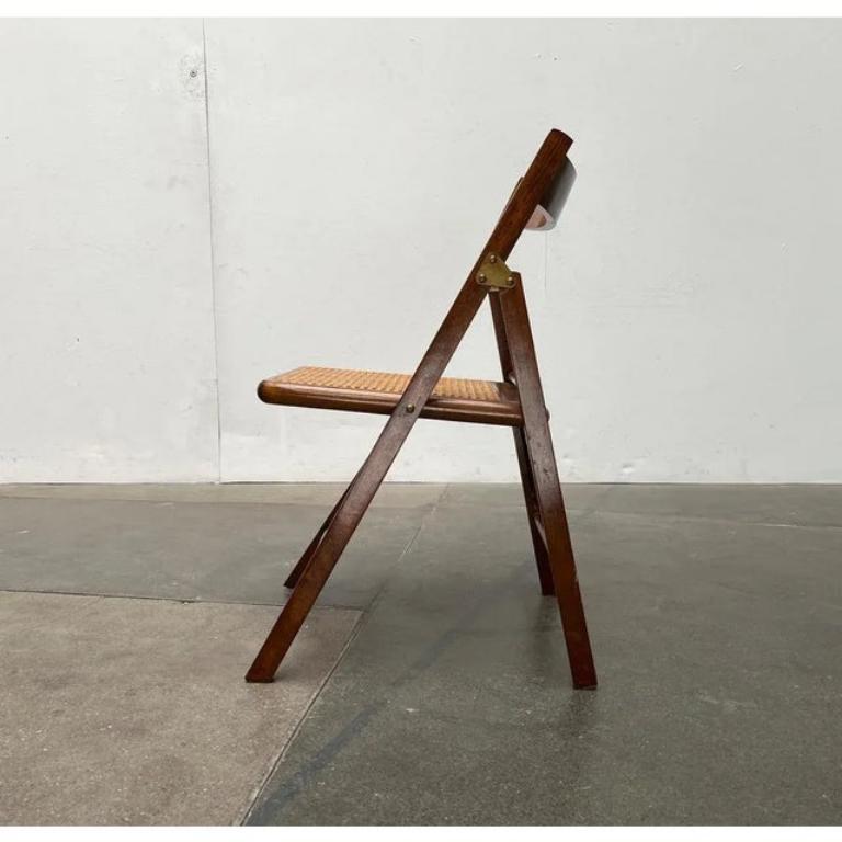Set di sedie Foldes in legno di metà secolo con sedute in vimini viennese, anni '60 In condizioni ottime in vendita a Hamburg, DE