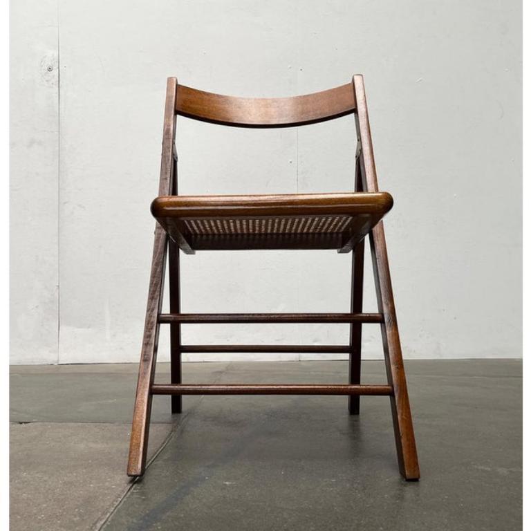 Set di sedie Foldes in legno di metà secolo con sedute in vimini viennese, anni '60 in vendita 3