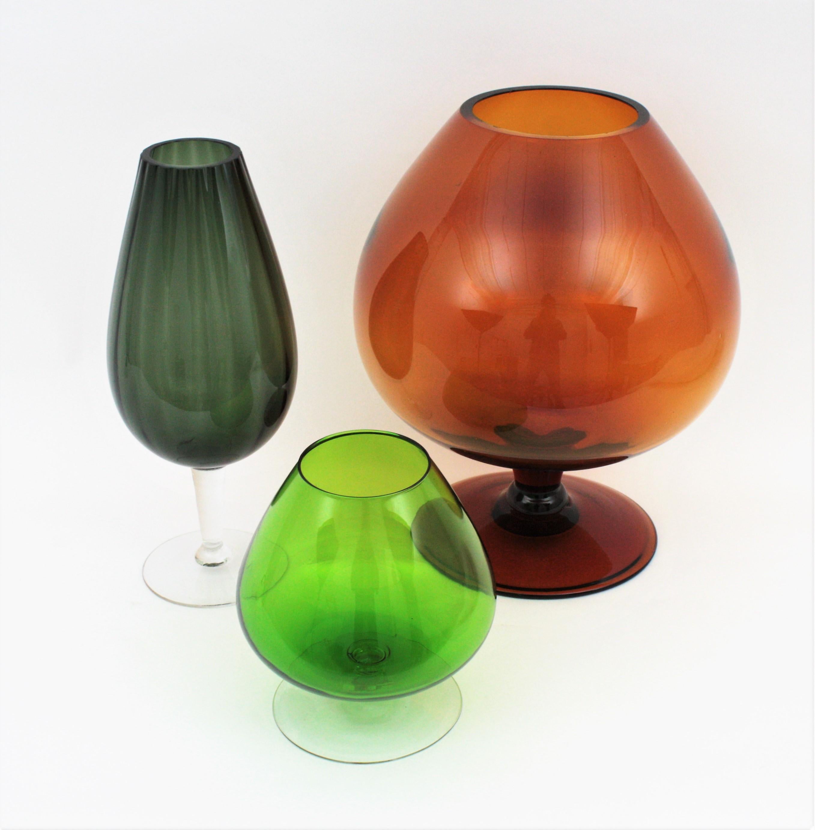 Midcentury Oversized Barware Cocktail Glasses, Set of Three For Sale 2