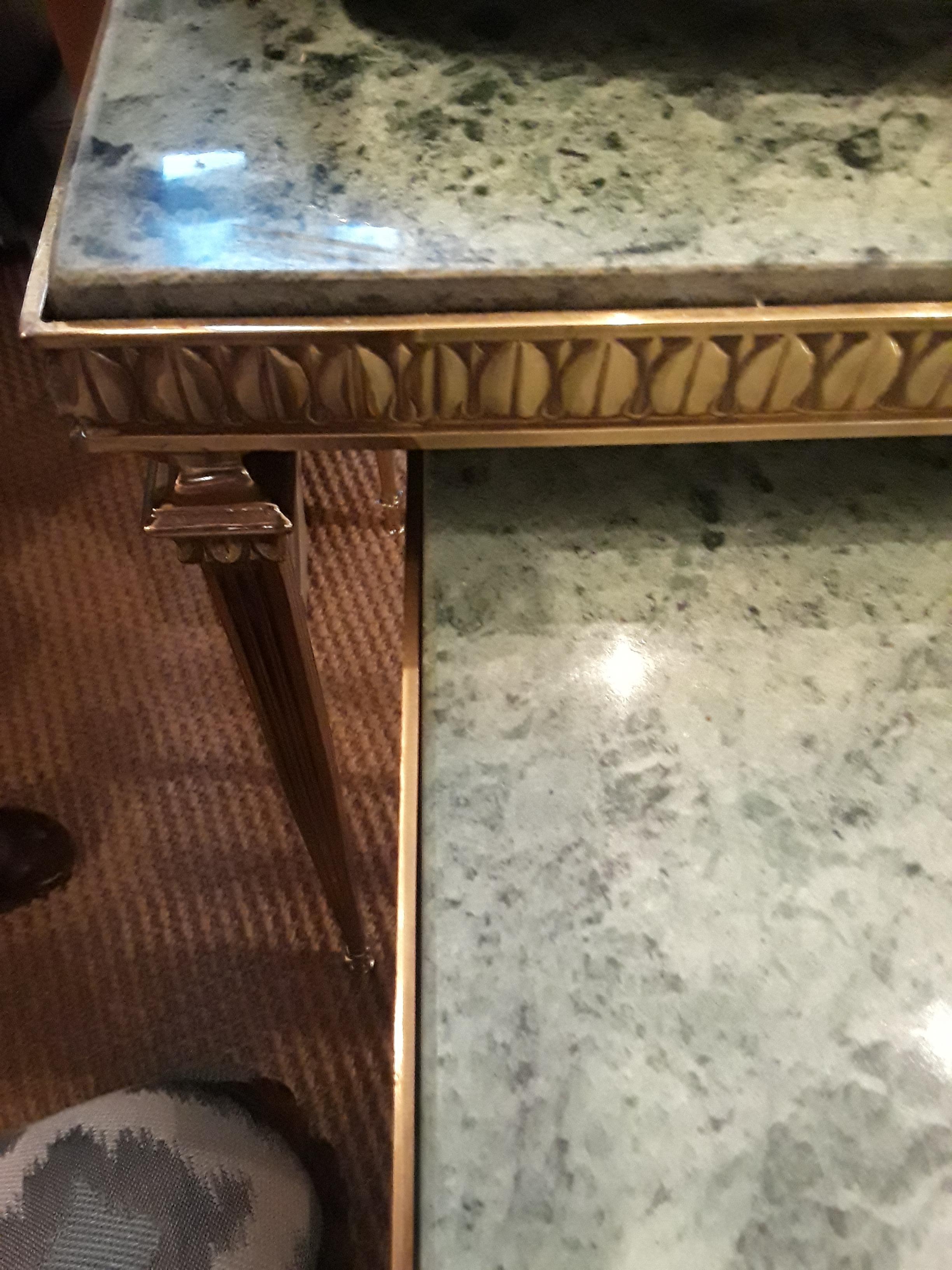 Set of Midcentury French Brass and Marble Nesting Tables In Good Condition In Mt Kisco, NY