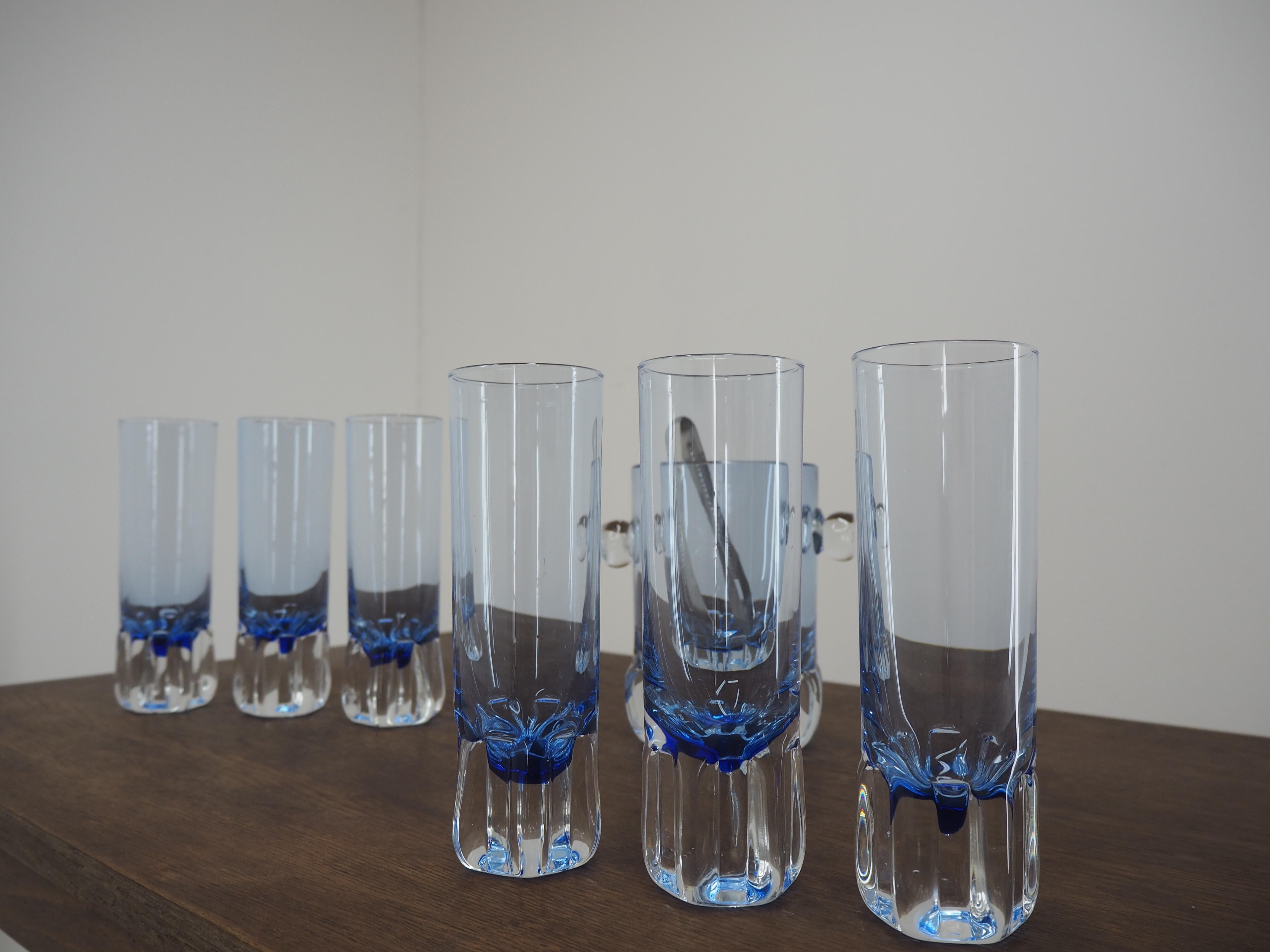 Verre Ensemble de verres et bols pour la glace du milieu du siècle dernier, 1960 en vente