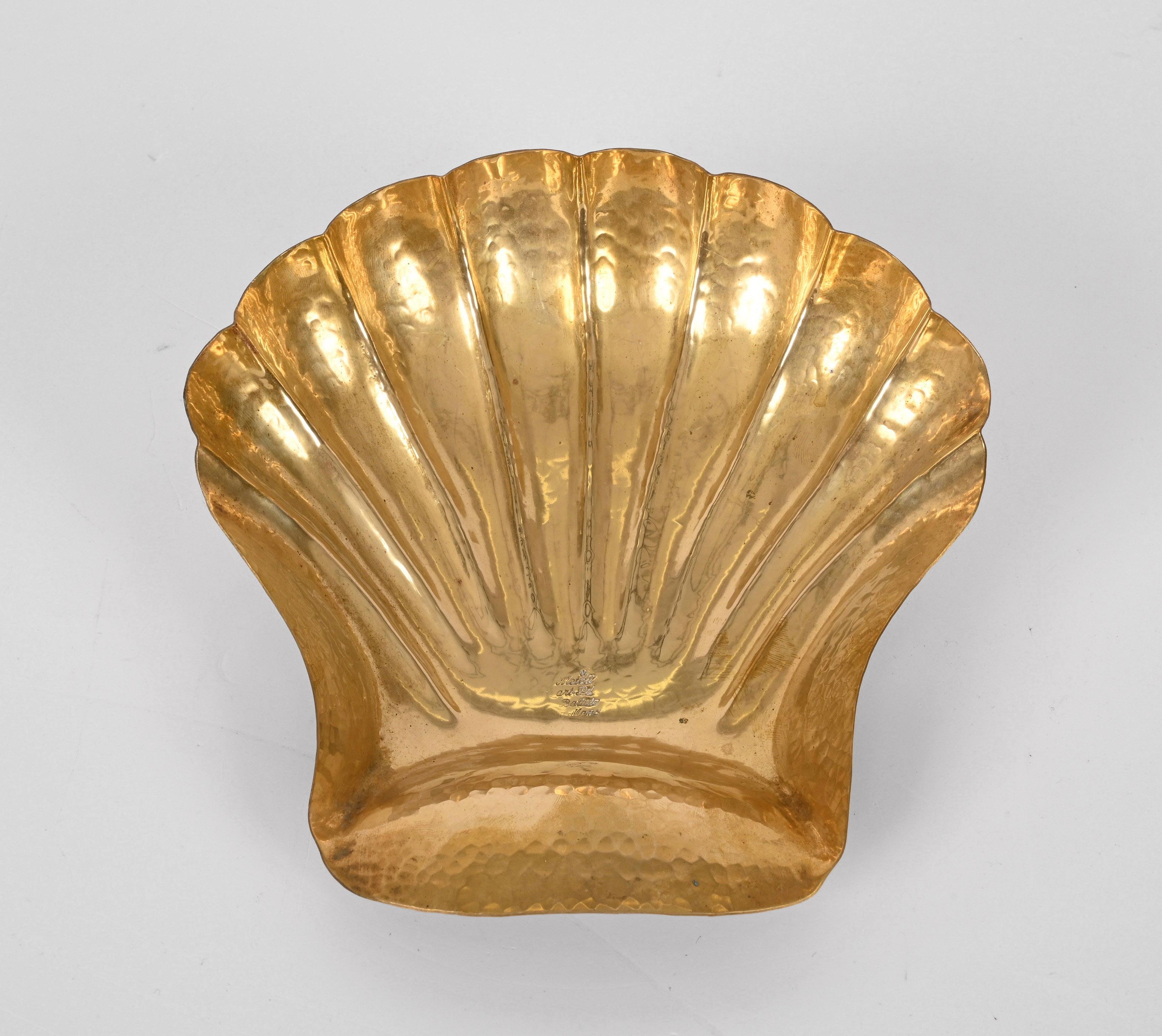 Set of Midcentury Italian Handmade Brass Shell Shaped Bowls for Metal Art, 1970s For Sale 6