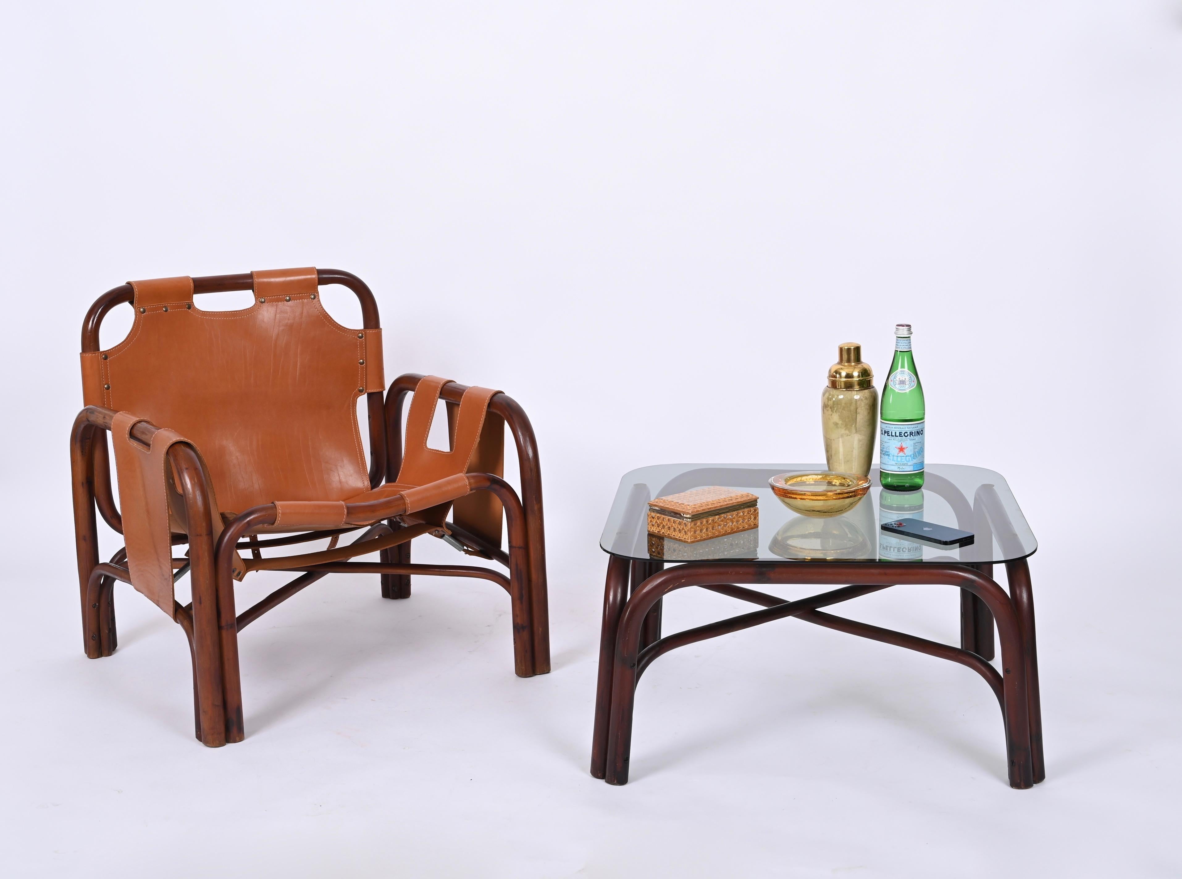 20th Century Set of Midcentury Pair of Bamboo and Leather Italian Armchairs and Table, 1960s For Sale