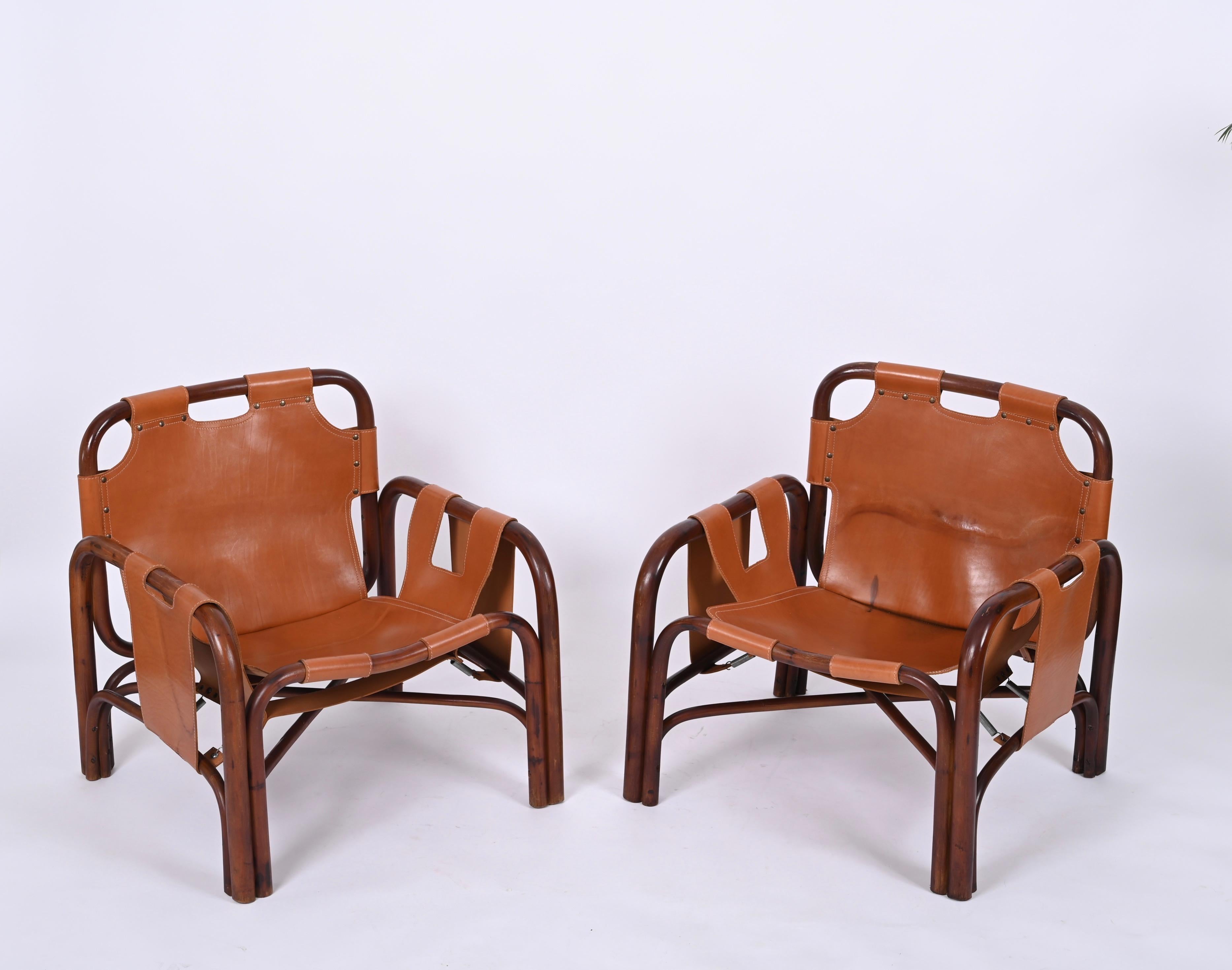 Set of Midcentury Pair of Bamboo and Leather Italian Armchairs and Table, 1960s For Sale 4