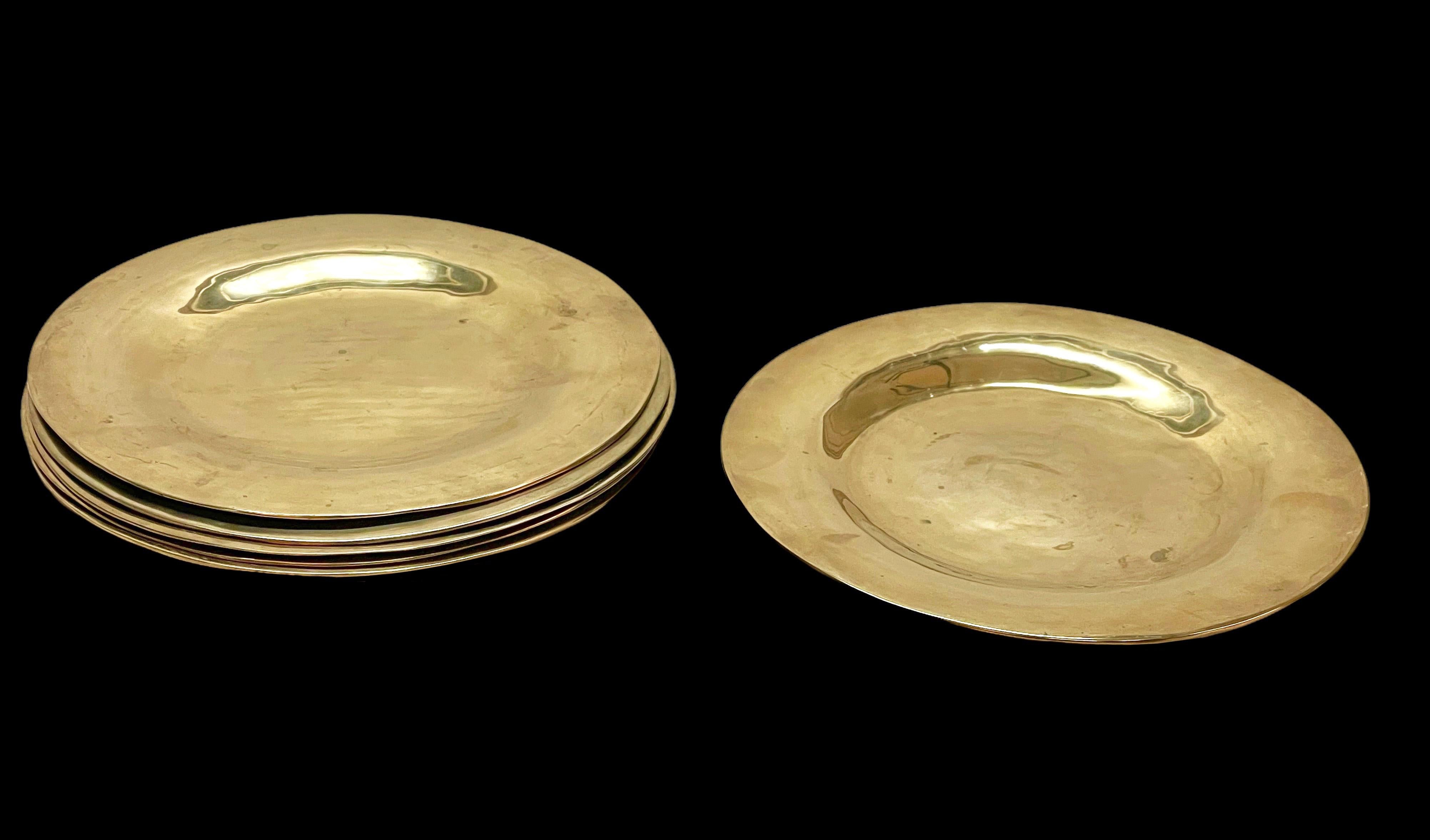 Set of Six Midcentury Round Brass Italian Dinner Plates, 1970s 1