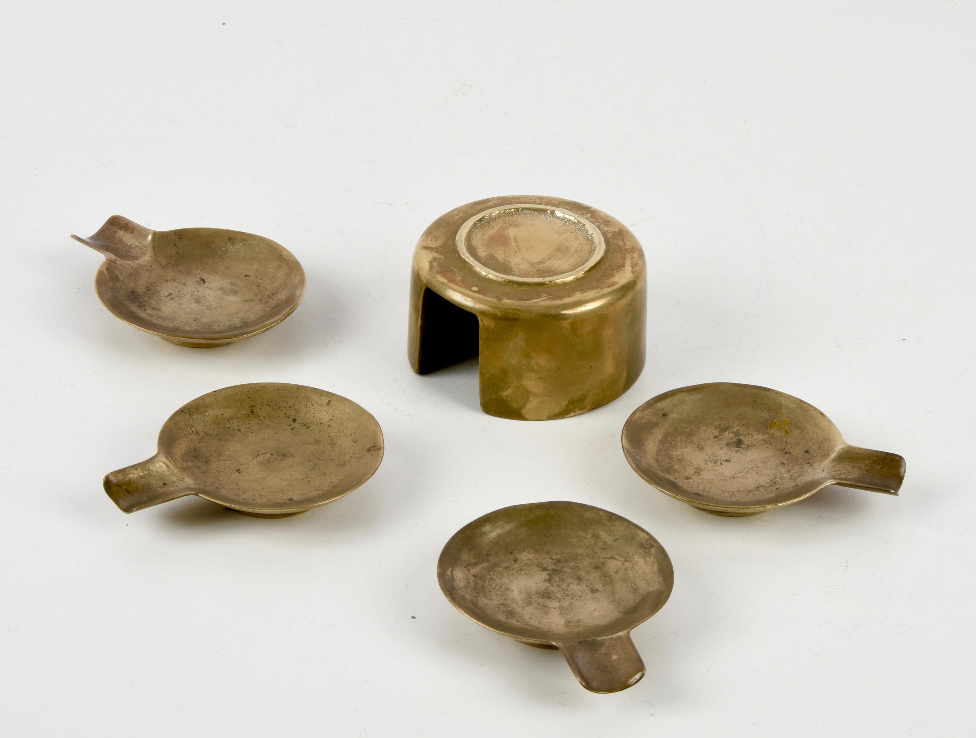 Set of Midcentury Stackable Solid Brass Austrian Ashtrays After Adnet, 1950s 4