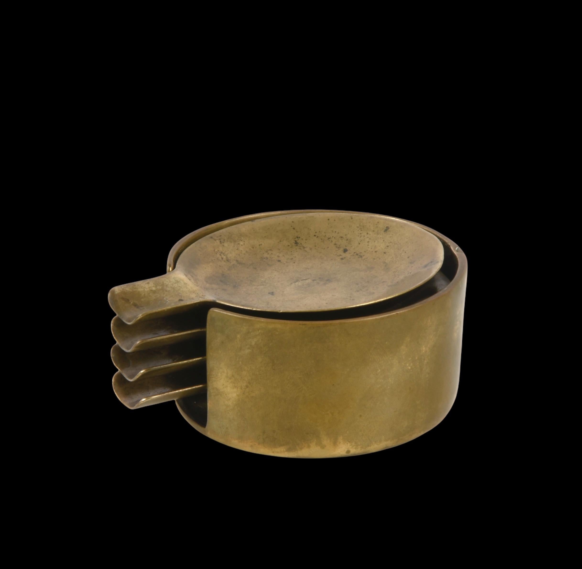 Set of Midcentury Stackable Solid Brass Austrian Ashtrays After Adnet, 1950s 5