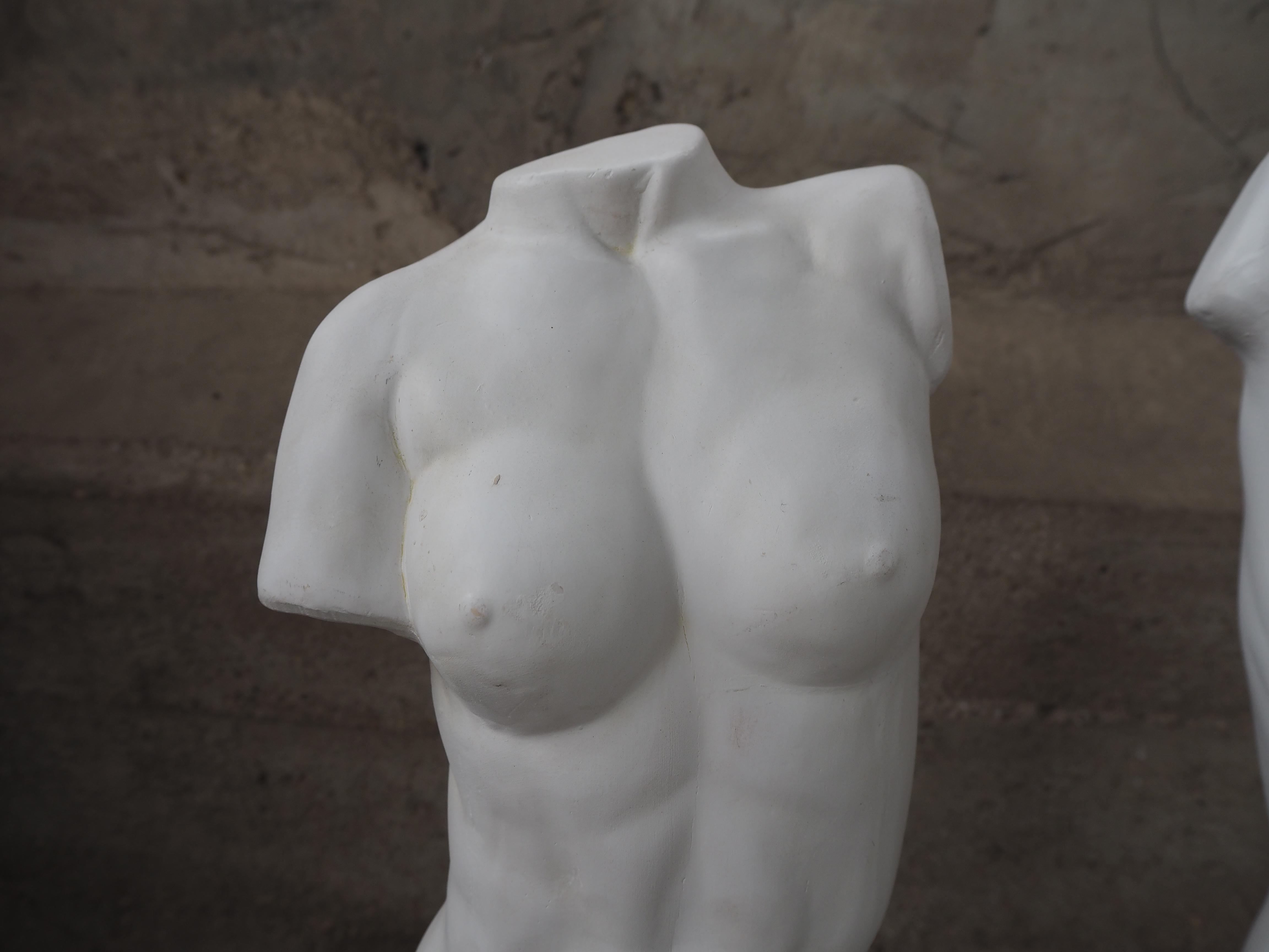 Set di corpi di scultura da tavolo in ceramica del Medioevo, anni '70 in vendita 3