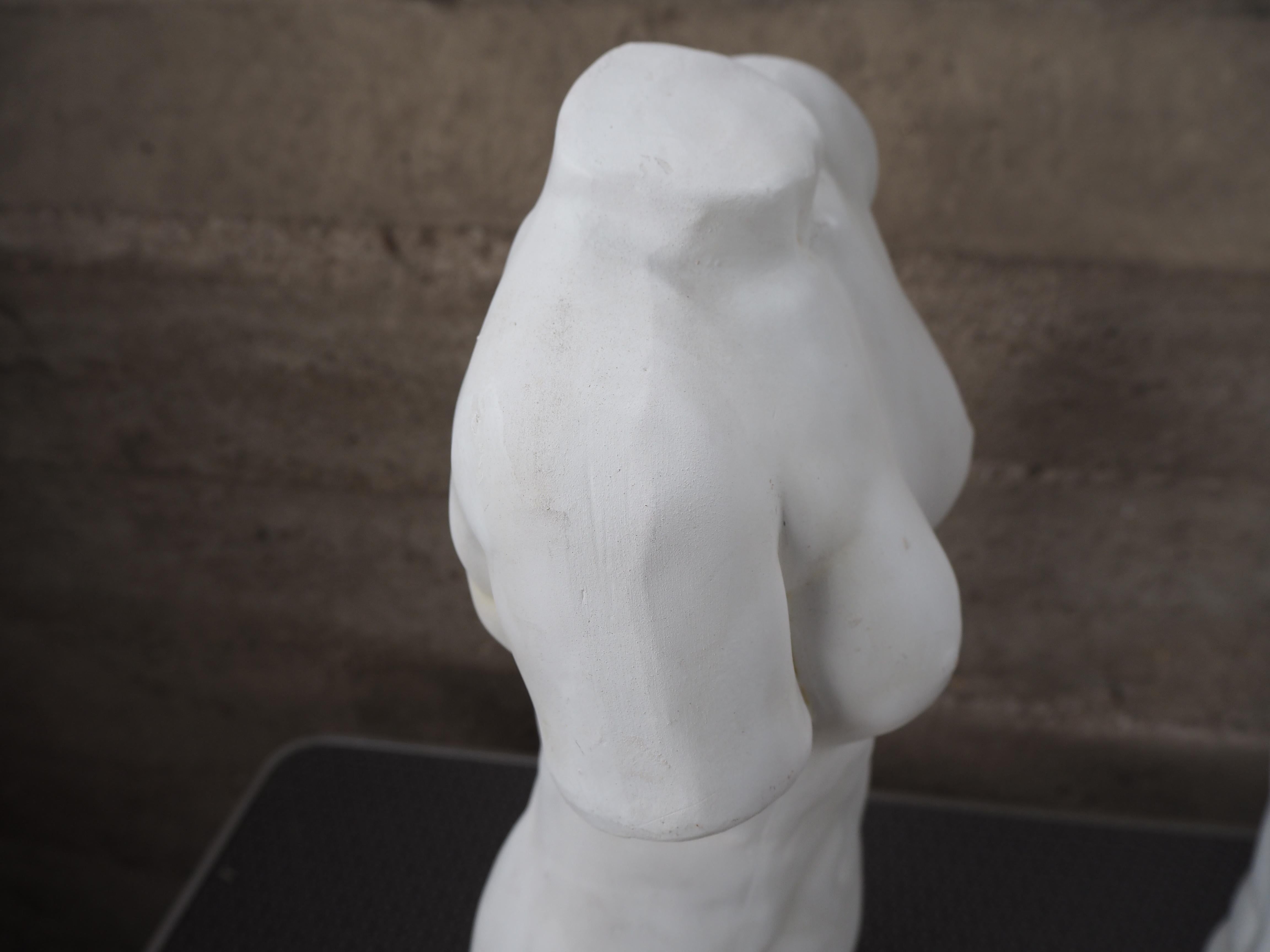 Set di corpi di scultura da tavolo in ceramica del Medioevo, anni '70 in vendita 7