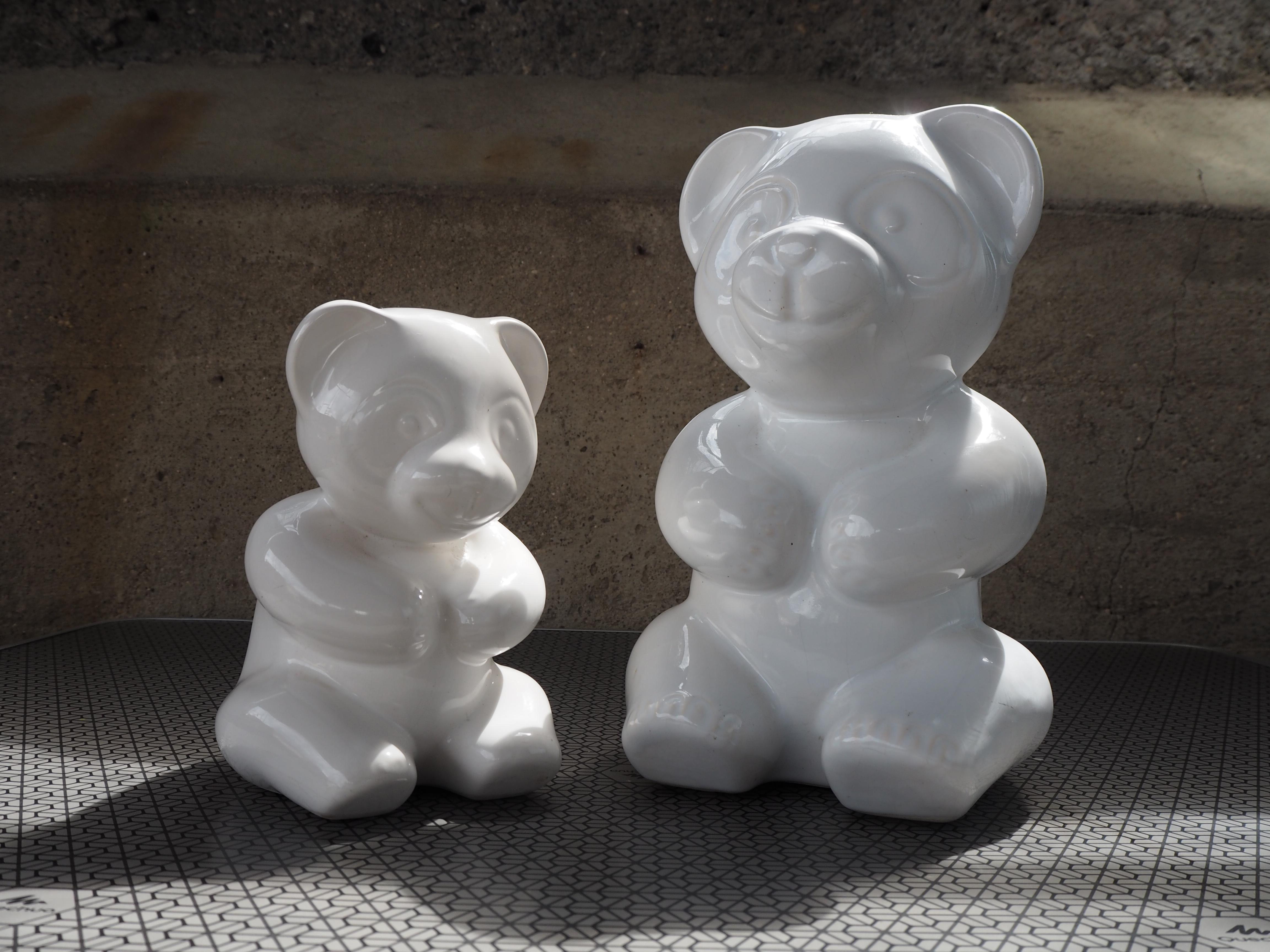 made from glazed ceramic
set of two price is for all
in good original condition
Bigger is 28cm x 17cm x 18
Smaller is 20cm x 12 x 14