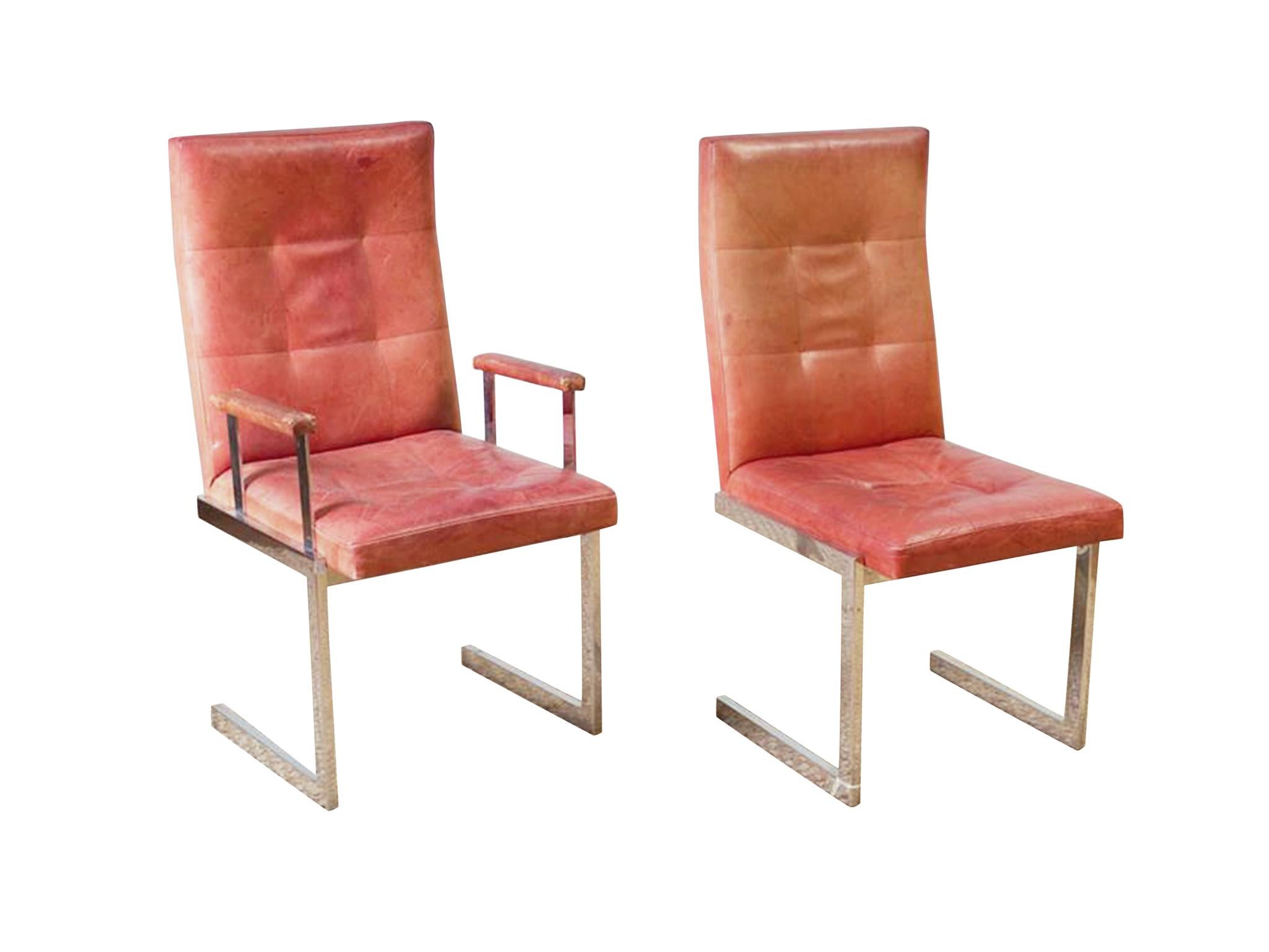 An excellent set of dining chairs that brings together the clean, functional lines of modern design and the elegance of Art Deco. Designed in the style of Milo Baughman in the 1970s. The set consists of two armchairs and four side chairs. They are