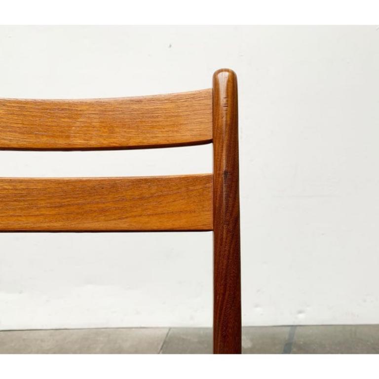 Set di sedie dal design minimalista, anni '60 in vendita 6