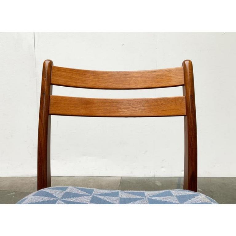 Set di sedie dal design minimalista, anni '60 in vendita 2