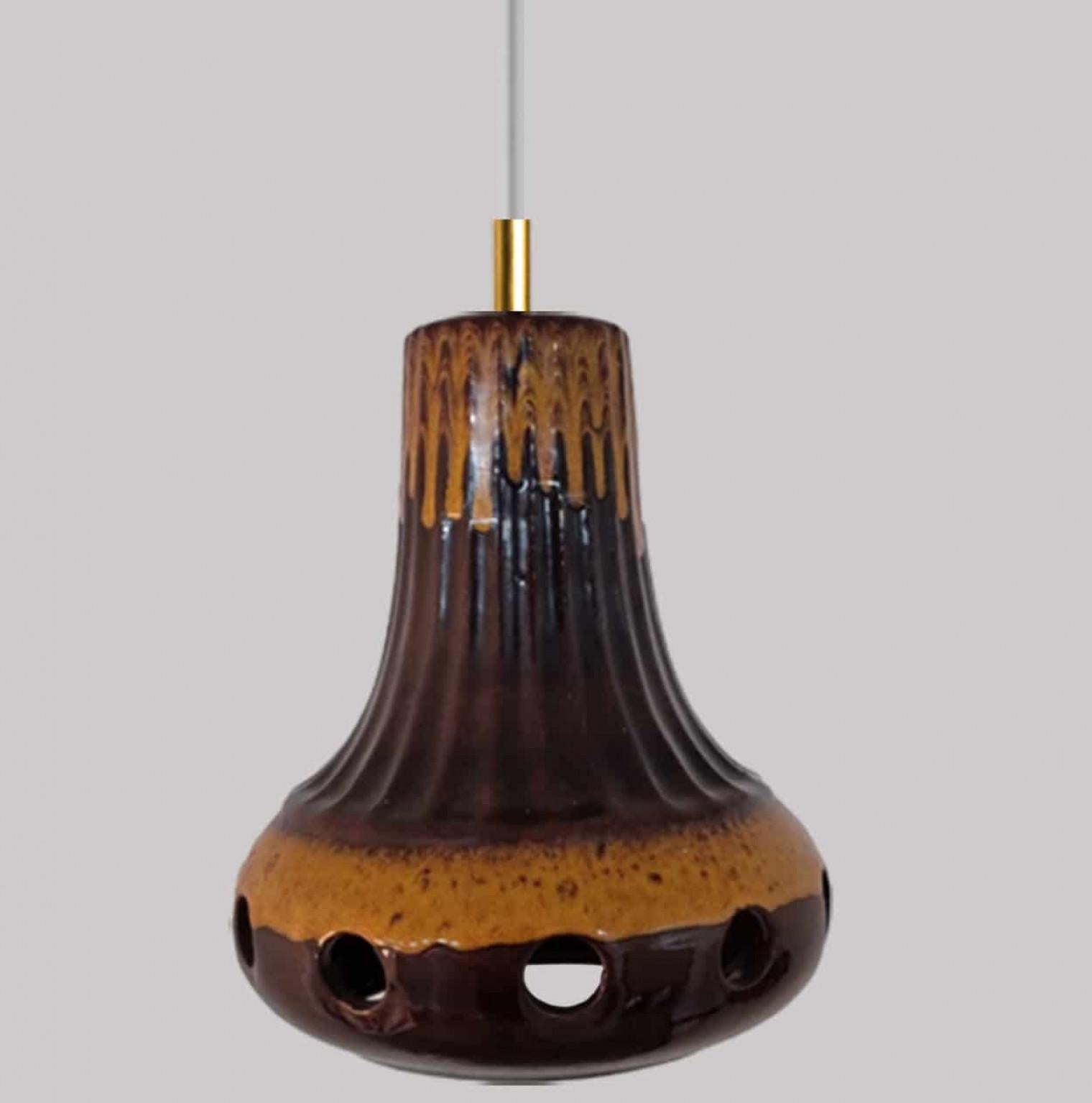 Set di luci a sospensione in ceramica smaltata marrone, Germania, anni '70 in vendita 1