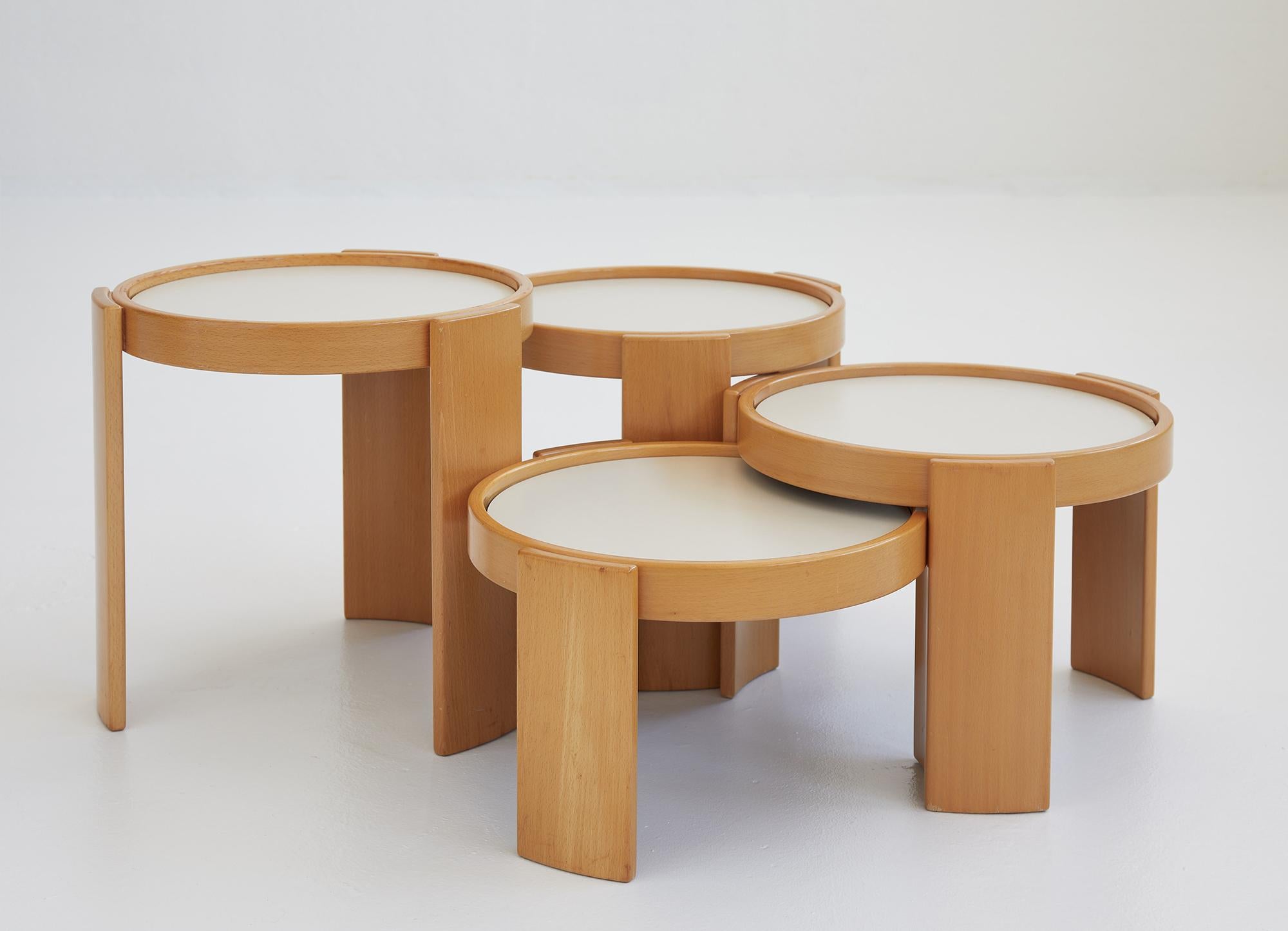 Set of Model 780 Side Tables by Gianfranco Frattini, Cassina, 1970 In Good Condition In Renens, CH