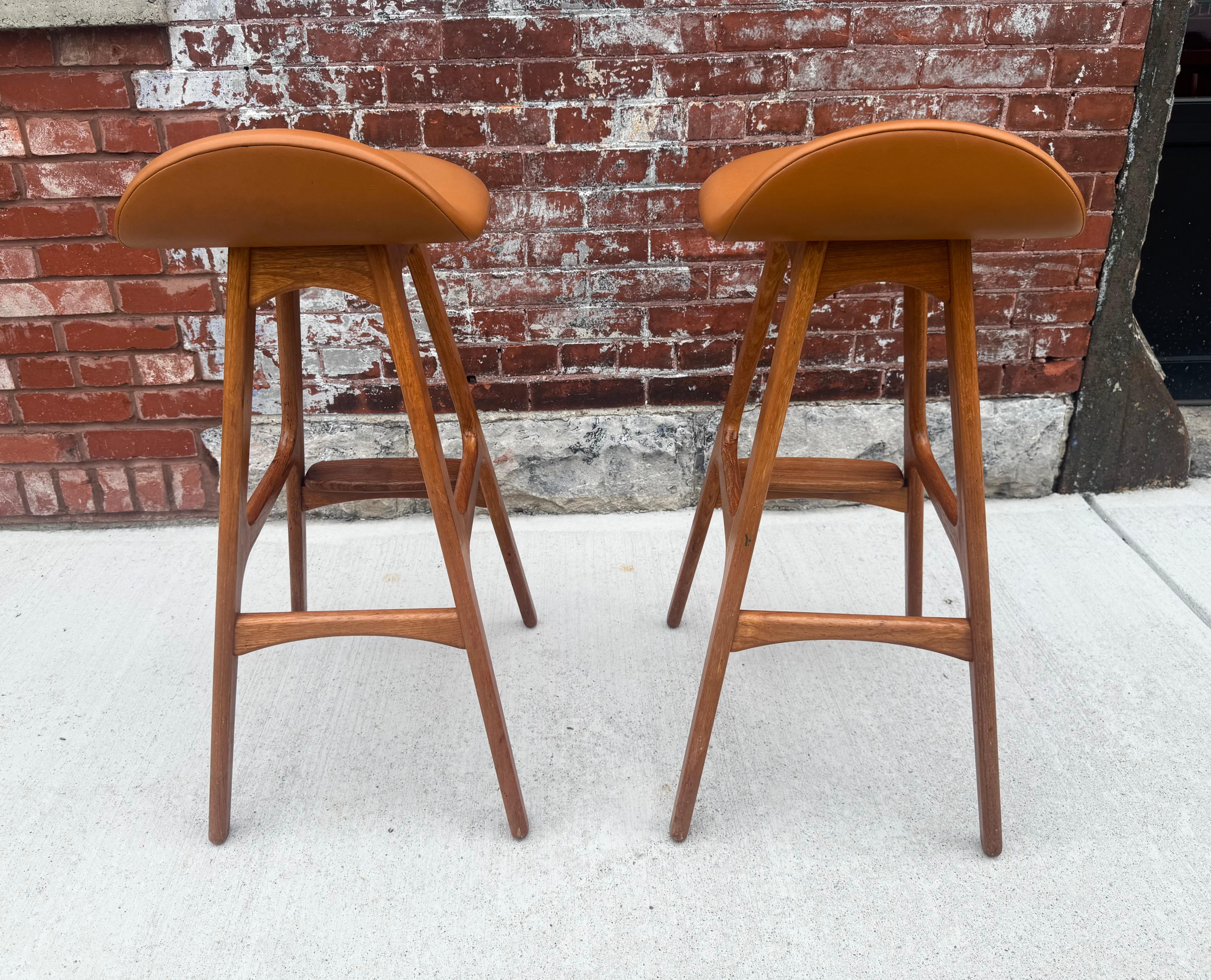 Scandinavian Modern Set of Model OD-61 Bar Stools by Erik Buch for O.D. Mobler, Denmark, c. 1960's For Sale