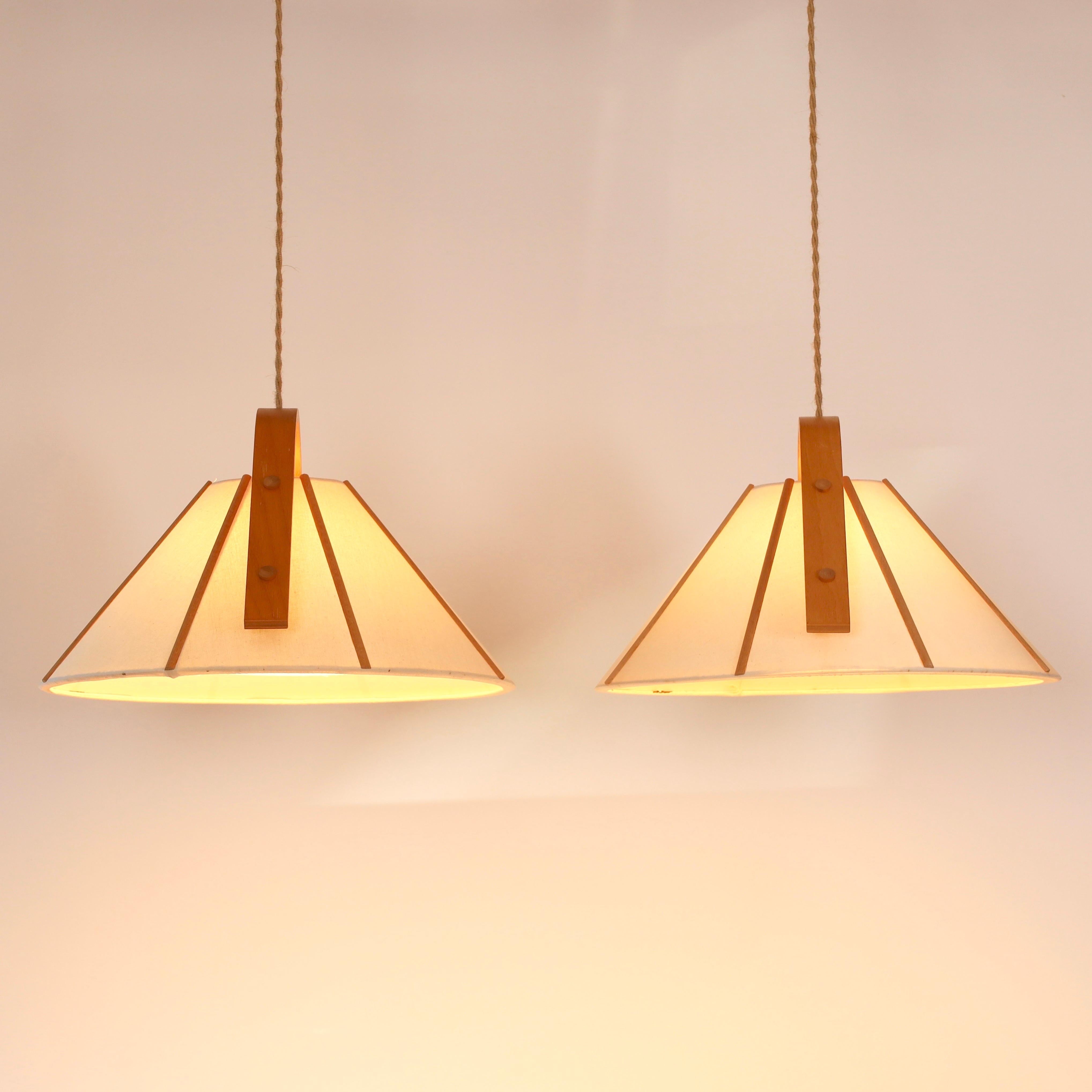 Swedish Set of Modern beech wood pendant lights by Jan Wickelgren, 1970s, Sweden