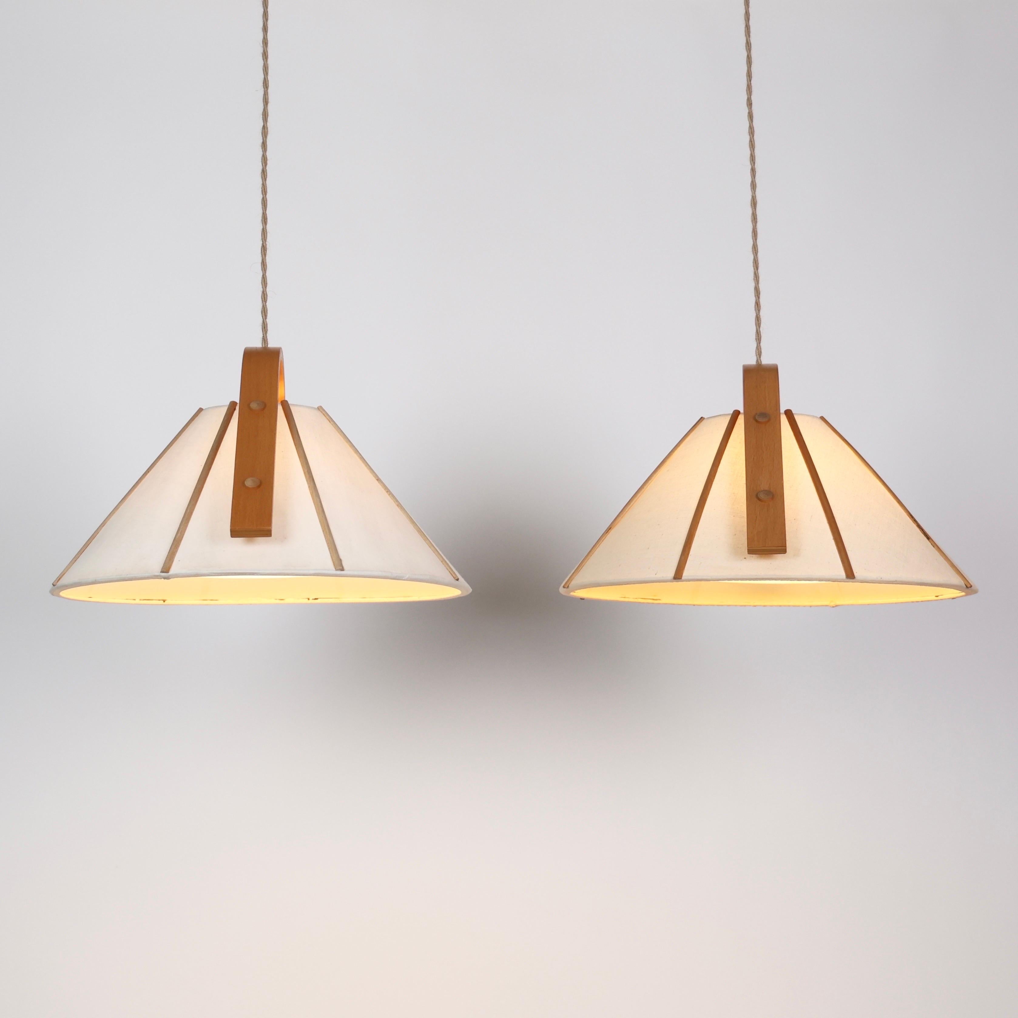 Set of Modern Beech Wood Pendant Lights by Jan Wickelgren, 1970s, Sweden In condizioni discrete in vendita a Værløse, DK