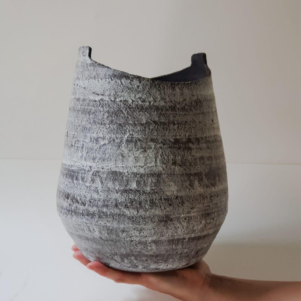 Ensemble de vases sculptés grecs anciens en vente 9