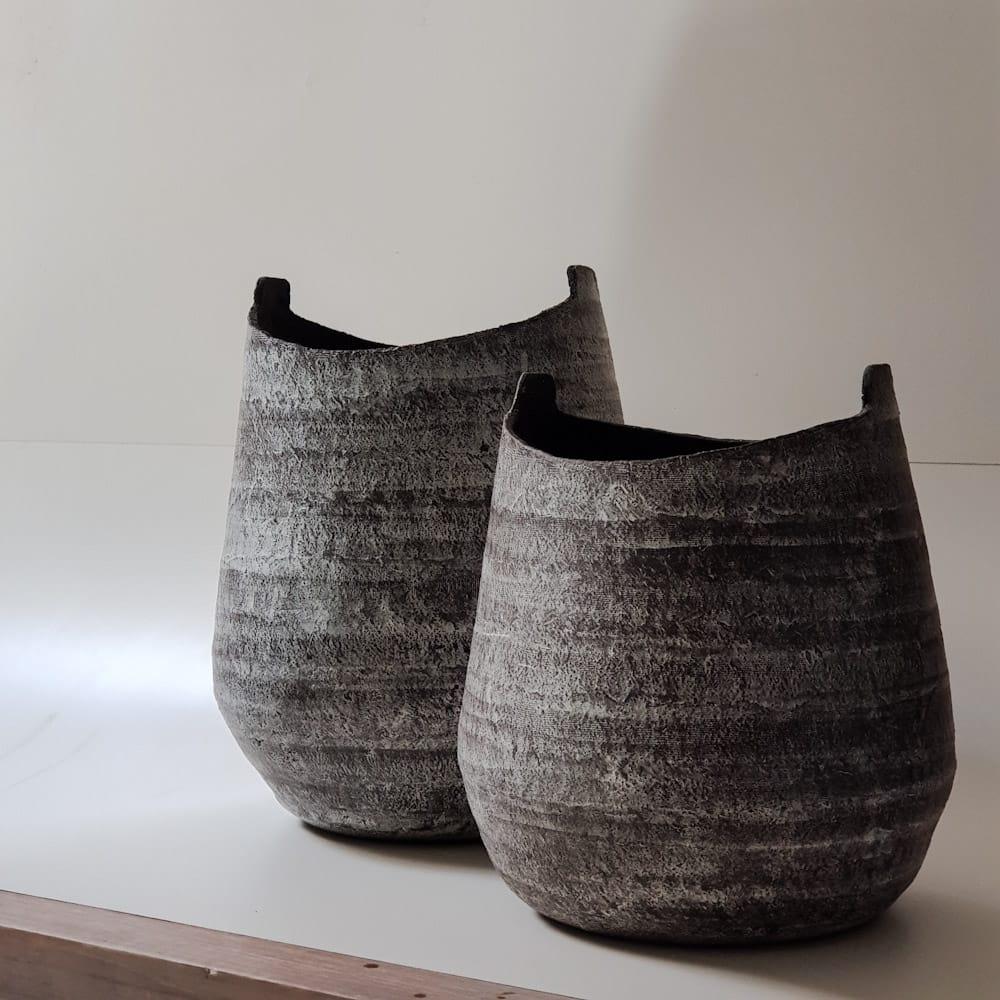 Ensemble de vases sculptés grecs anciens en vente 2