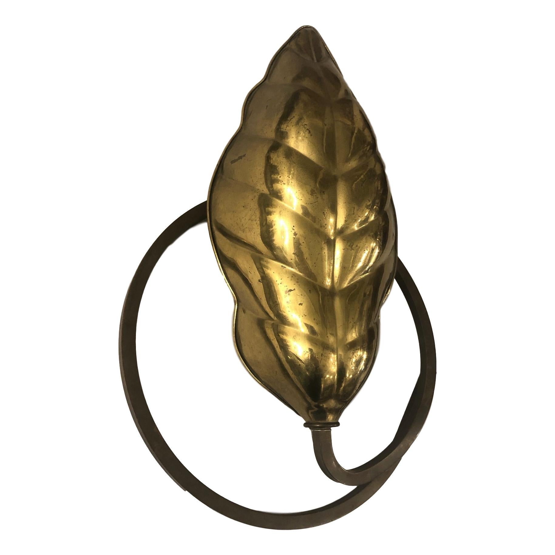 Italian Set of Modernist Scrolled Leaf Brass Sconces, Sold Per Pair For Sale