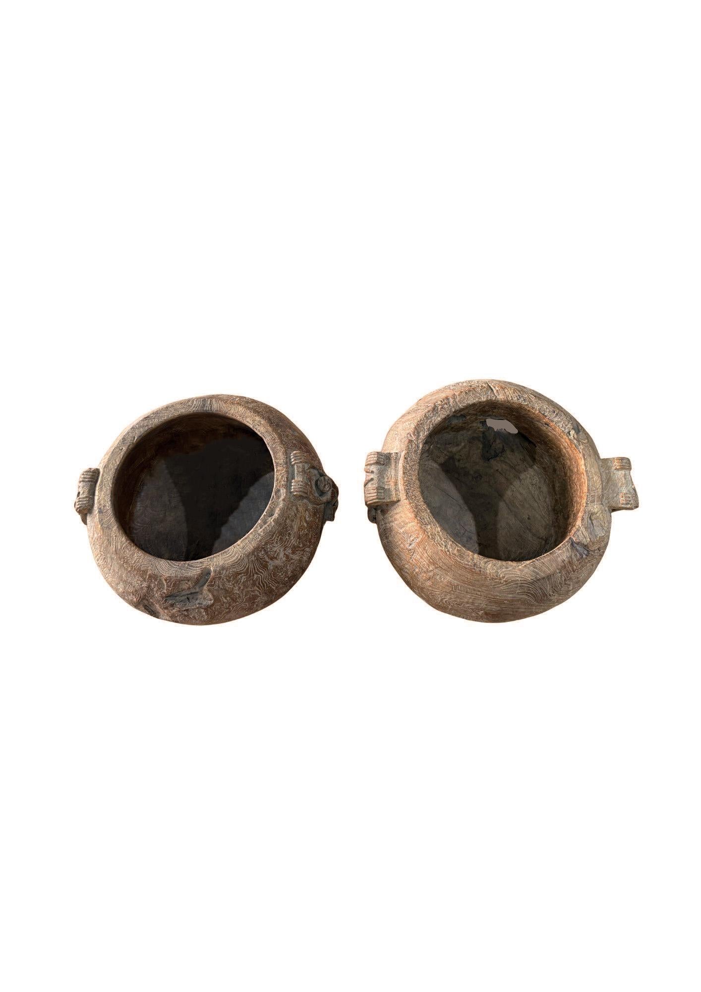 Monumentaler Satz von handgeschnitzten Schalen aus Teak-Maserholz aus der Mitte des 20. (Organische Moderne) im Angebot